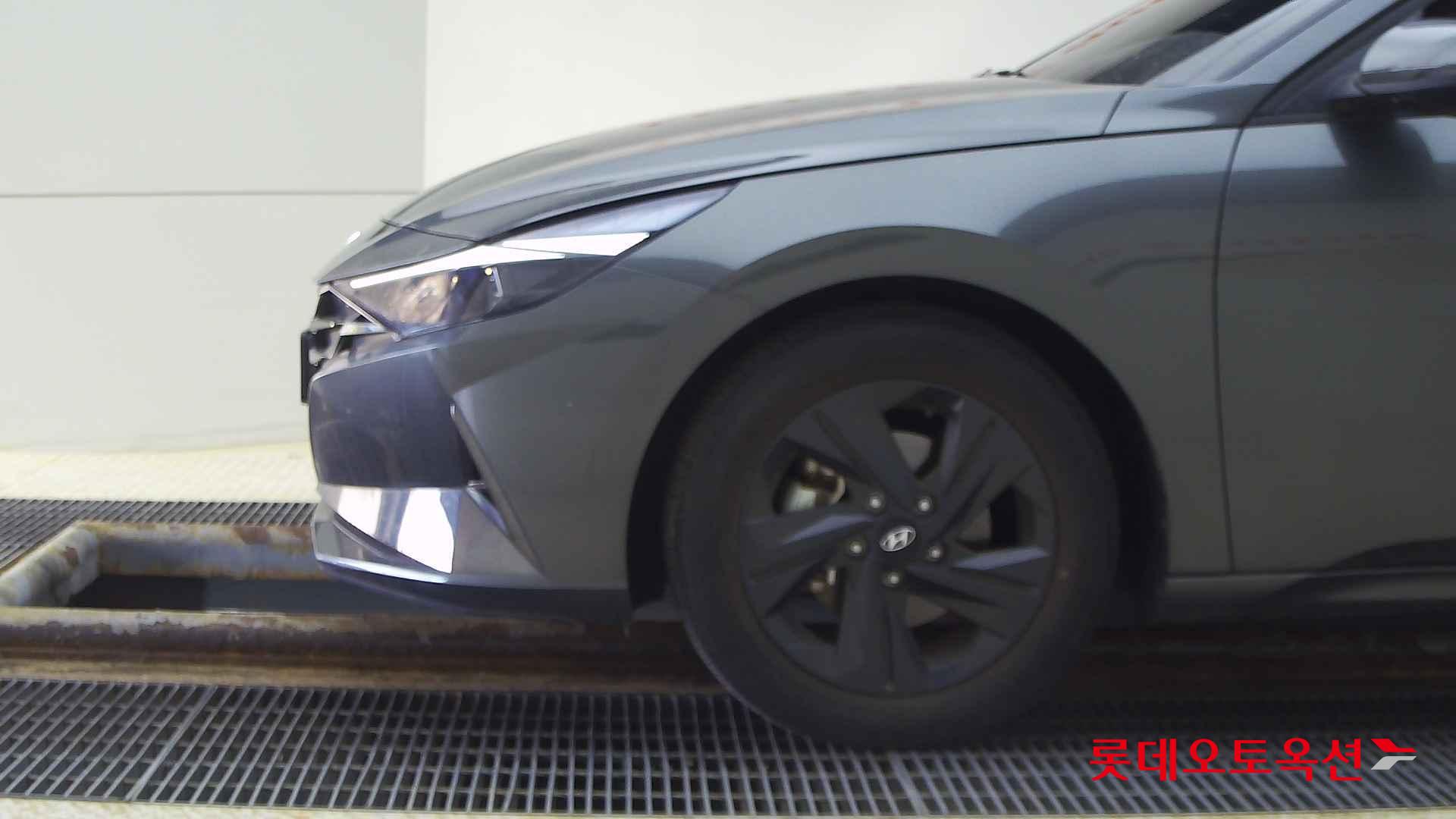 Hyundai Avante id 2708600 из Кореи 21