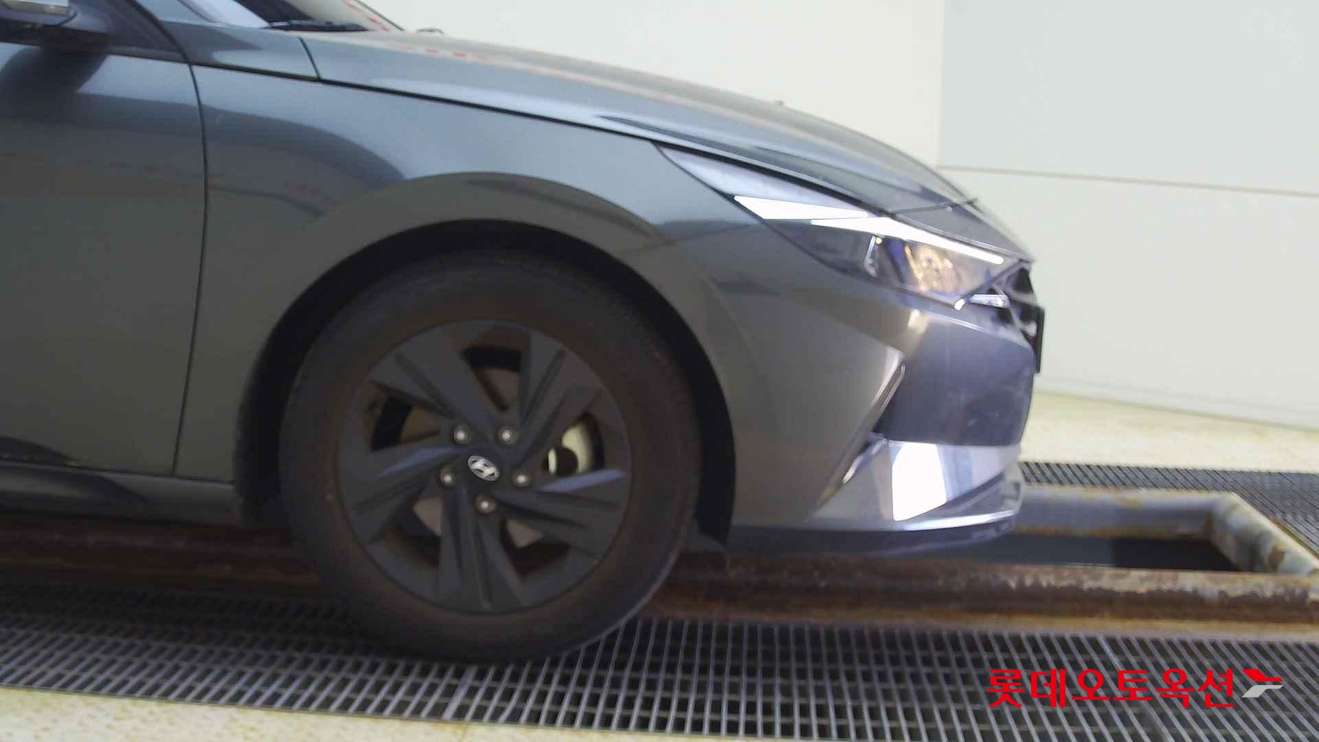 Hyundai Avante id 2708600 из Кореи 23