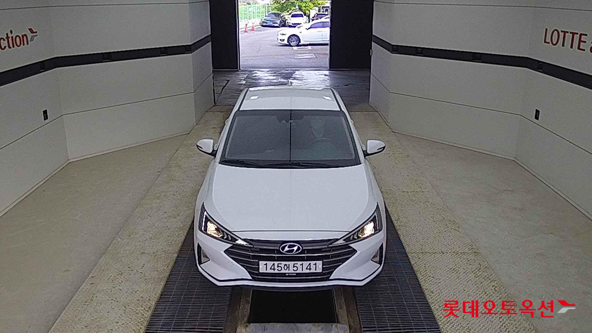 Hyundai Avante id 2698342 из Кореи 8