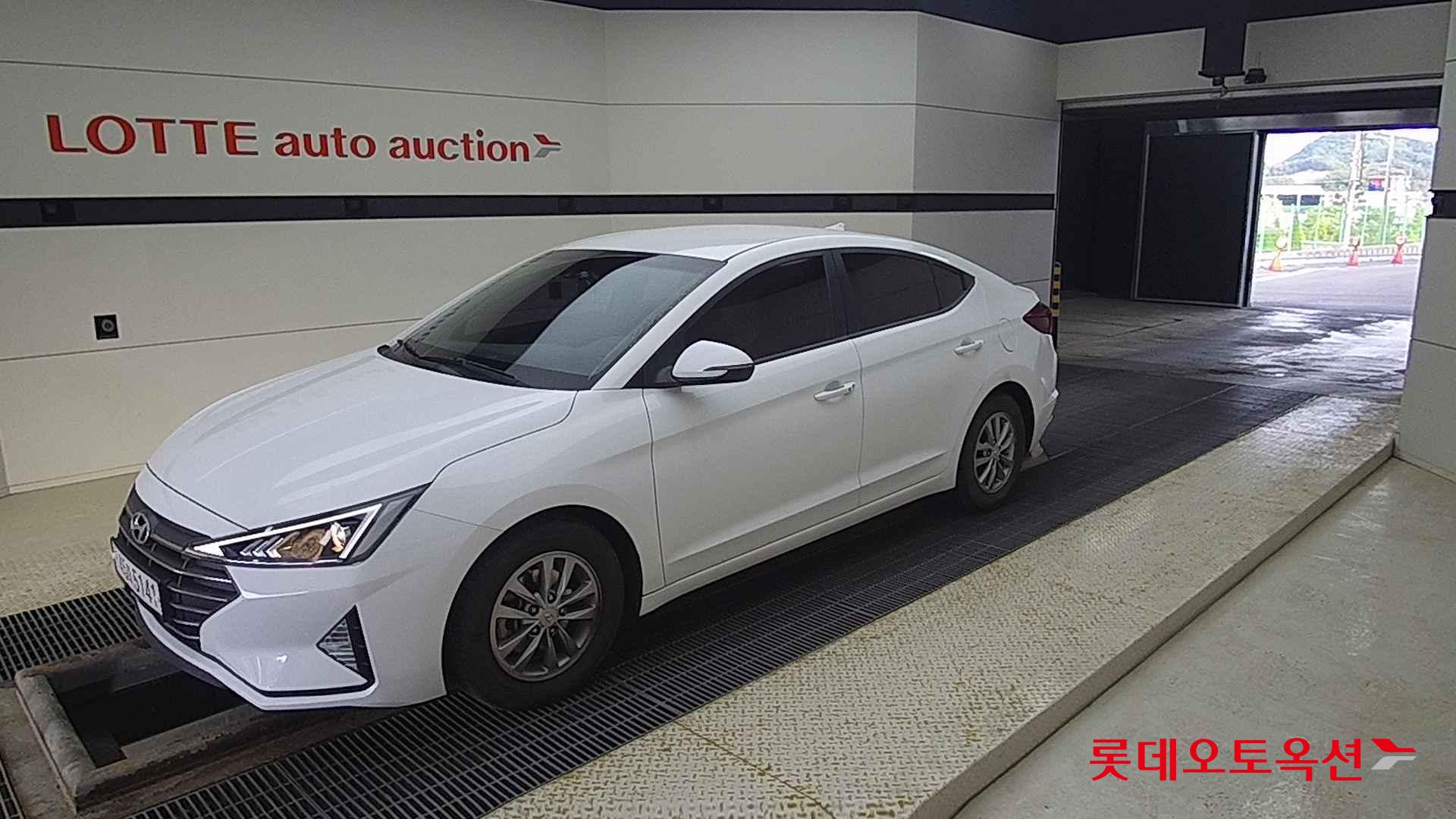 Hyundai Avante id 2698342 из Кореи 13