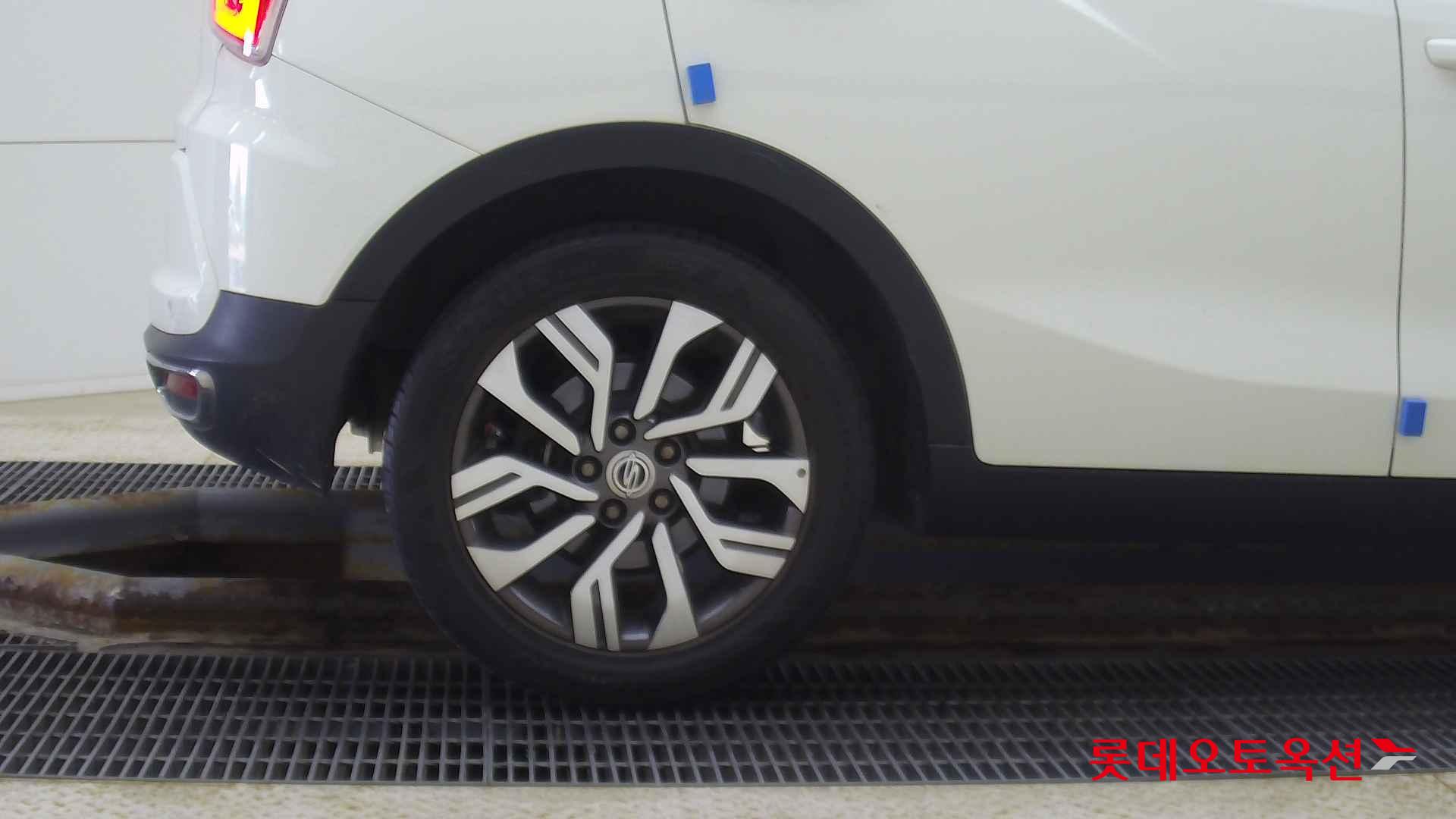 SsangYong Tivoli id 2679377 из Кореи 24