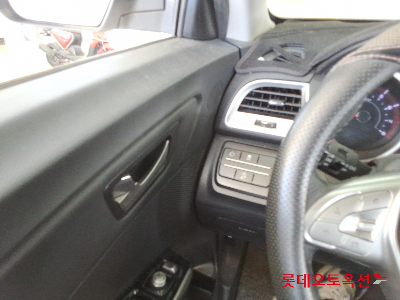 SsangYong Tivoli id 2668341 из Кореи 28