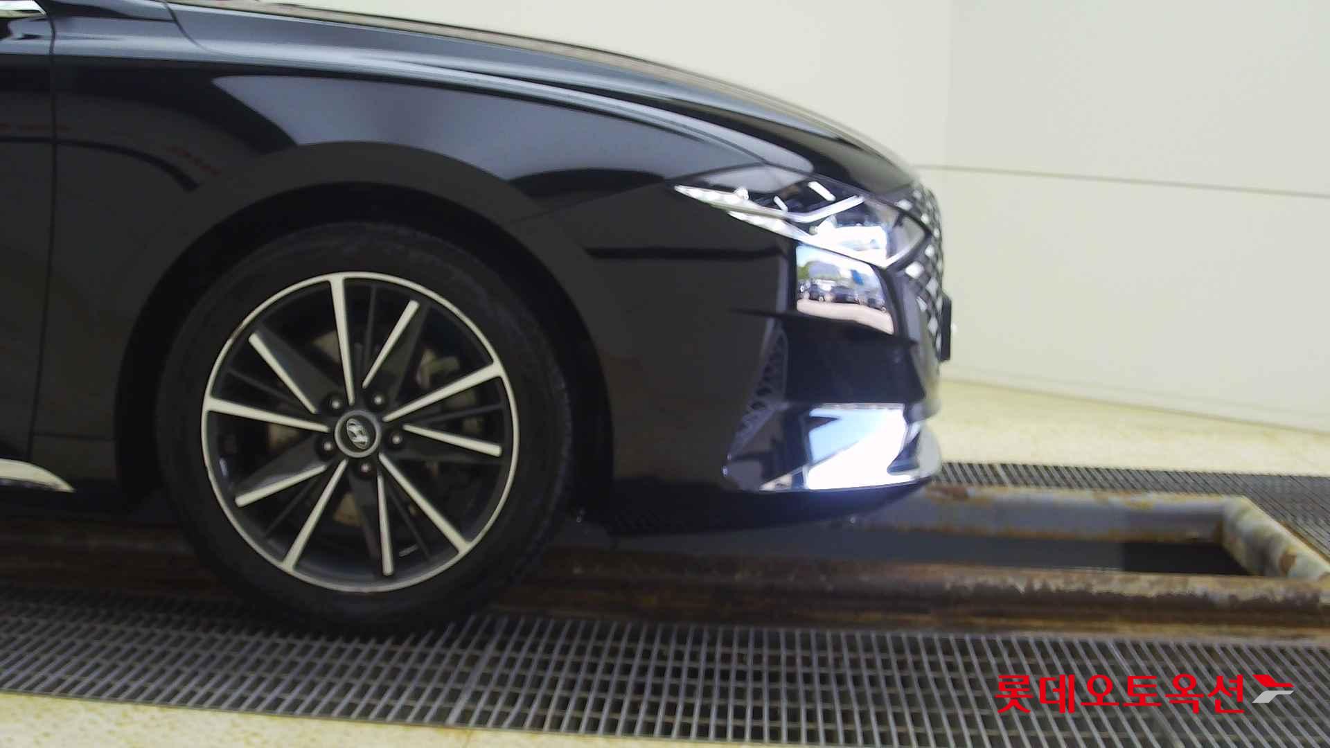 Hyundai Grandeur id 2698319 из Кореи 23