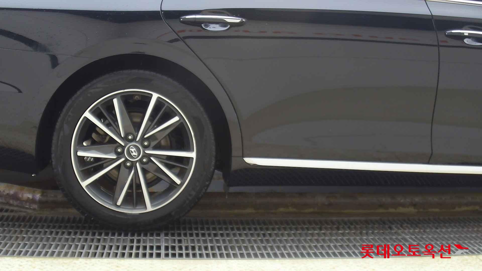 Hyundai Grandeur id 2698319 из Кореи 24