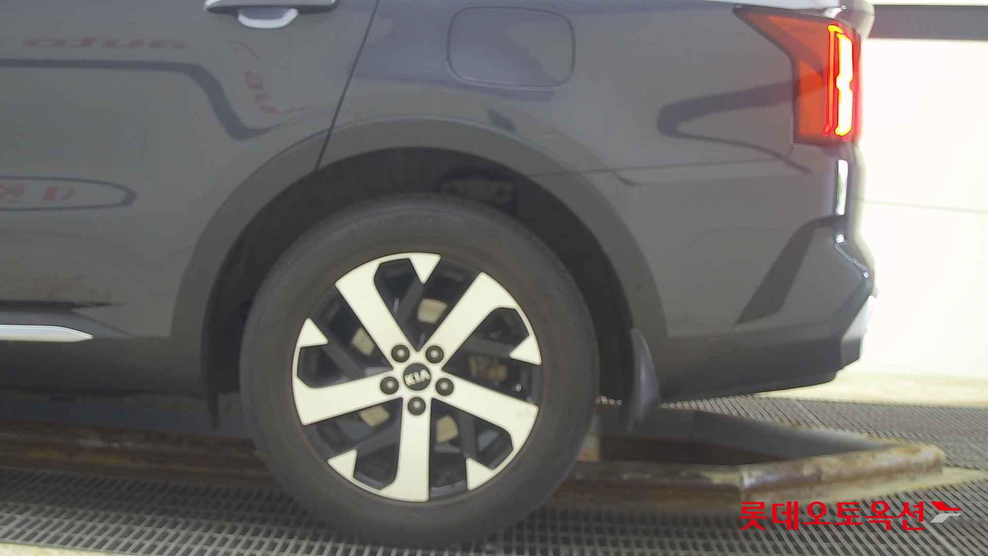 Kia Sorento id 2684519 из Кореи 22