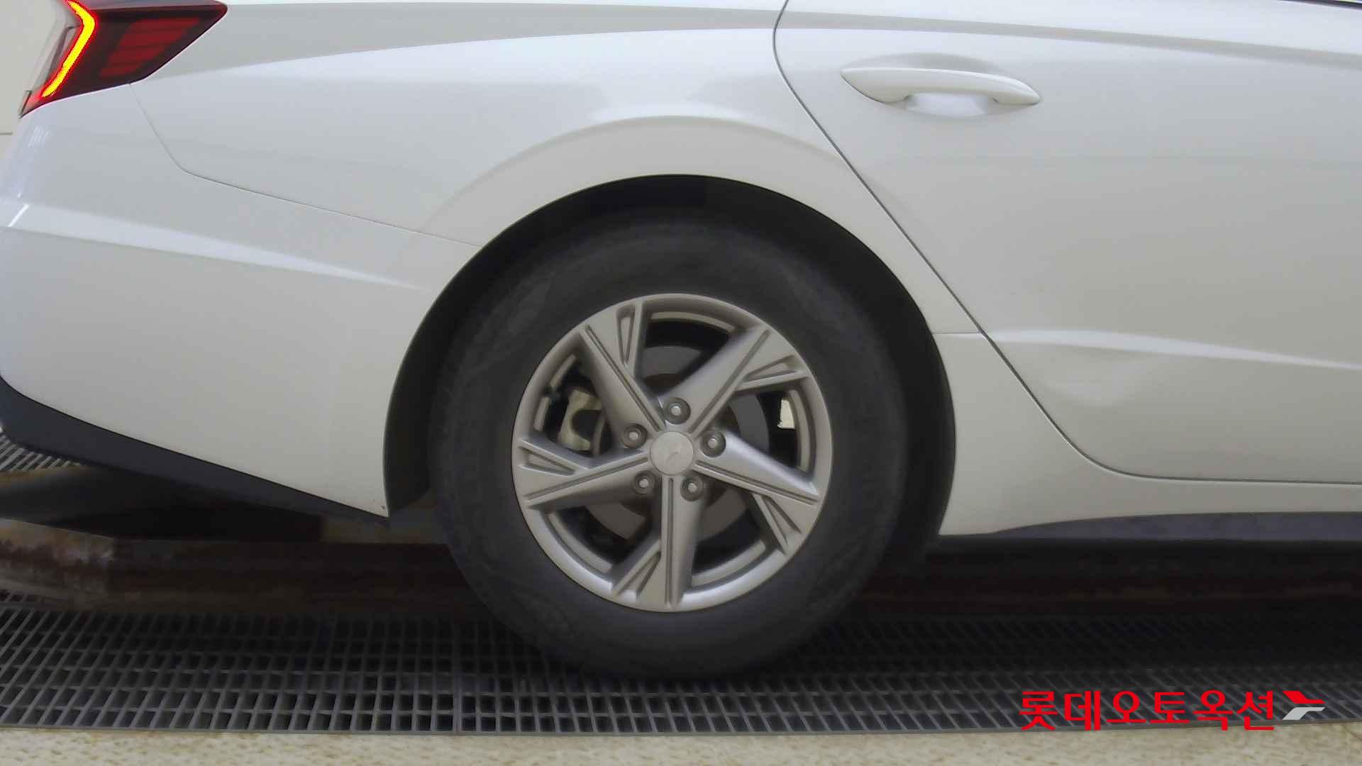 Hyundai Sonata id 2684426 из Кореи 24