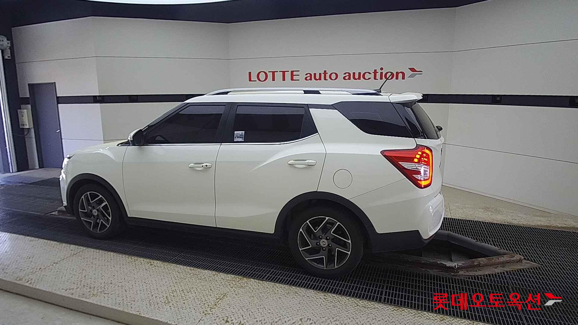 SsangYong Tivoli Air id 2684569 из Кореи 11