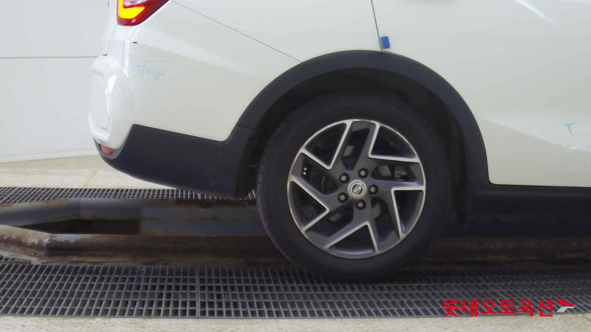 SsangYong Tivoli Air id 2684569 из Кореи 24