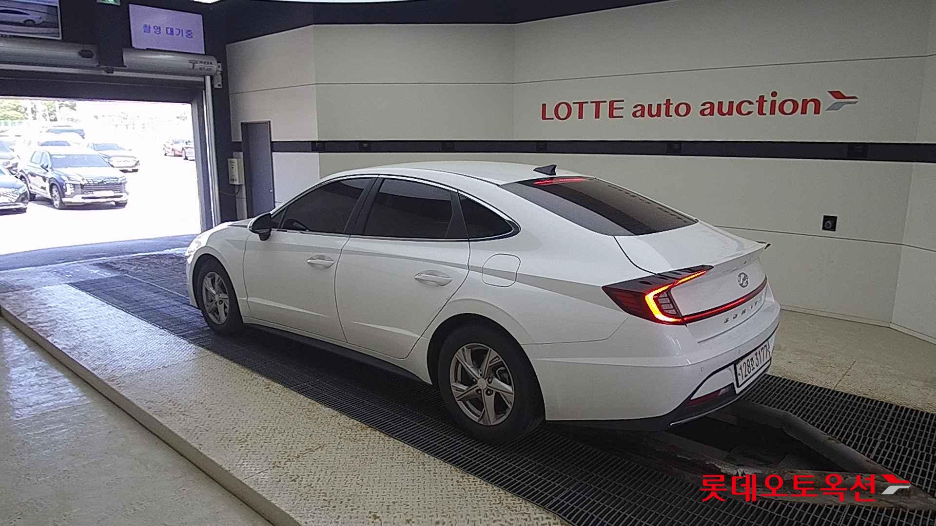 Hyundai Sonata id 2679426 из Кореи 10