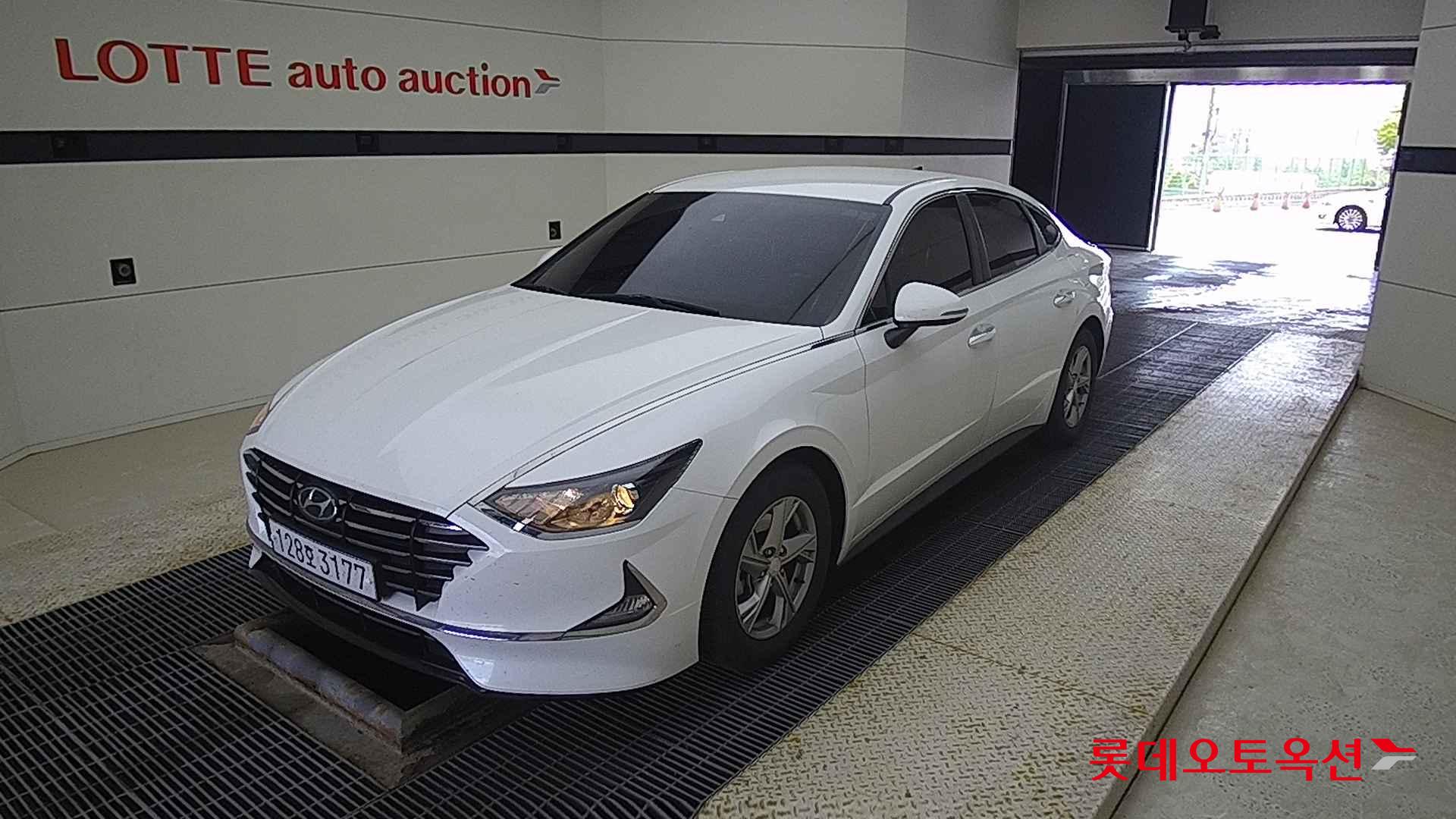 Hyundai Sonata id 2679426 из Кореи 14