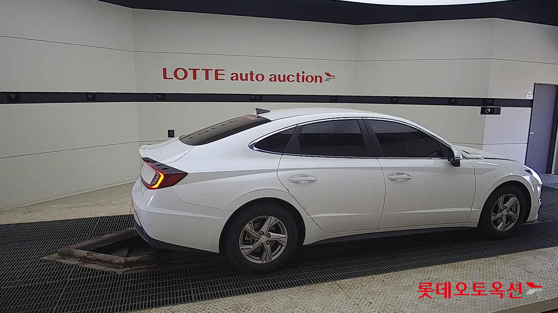 Hyundai Sonata id 2679426 из Кореи 18