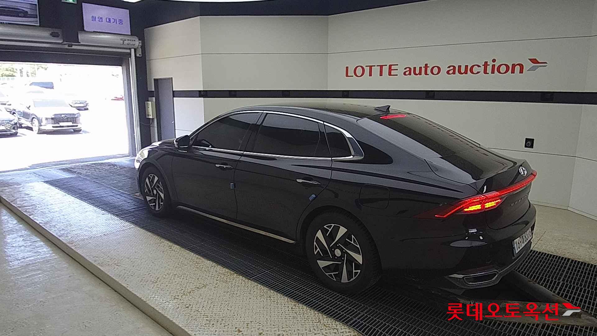 Hyundai Grandeur Hybrid id 2684425 из Кореи 10