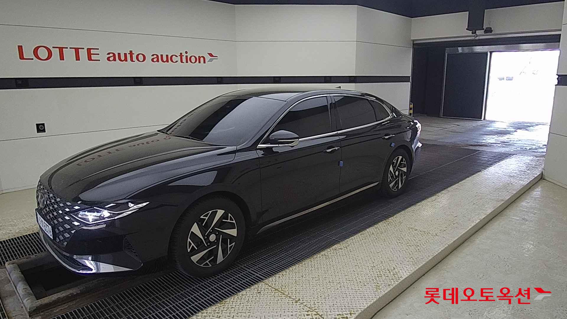 Hyundai Grandeur Hybrid id 2684425 из Кореи 13