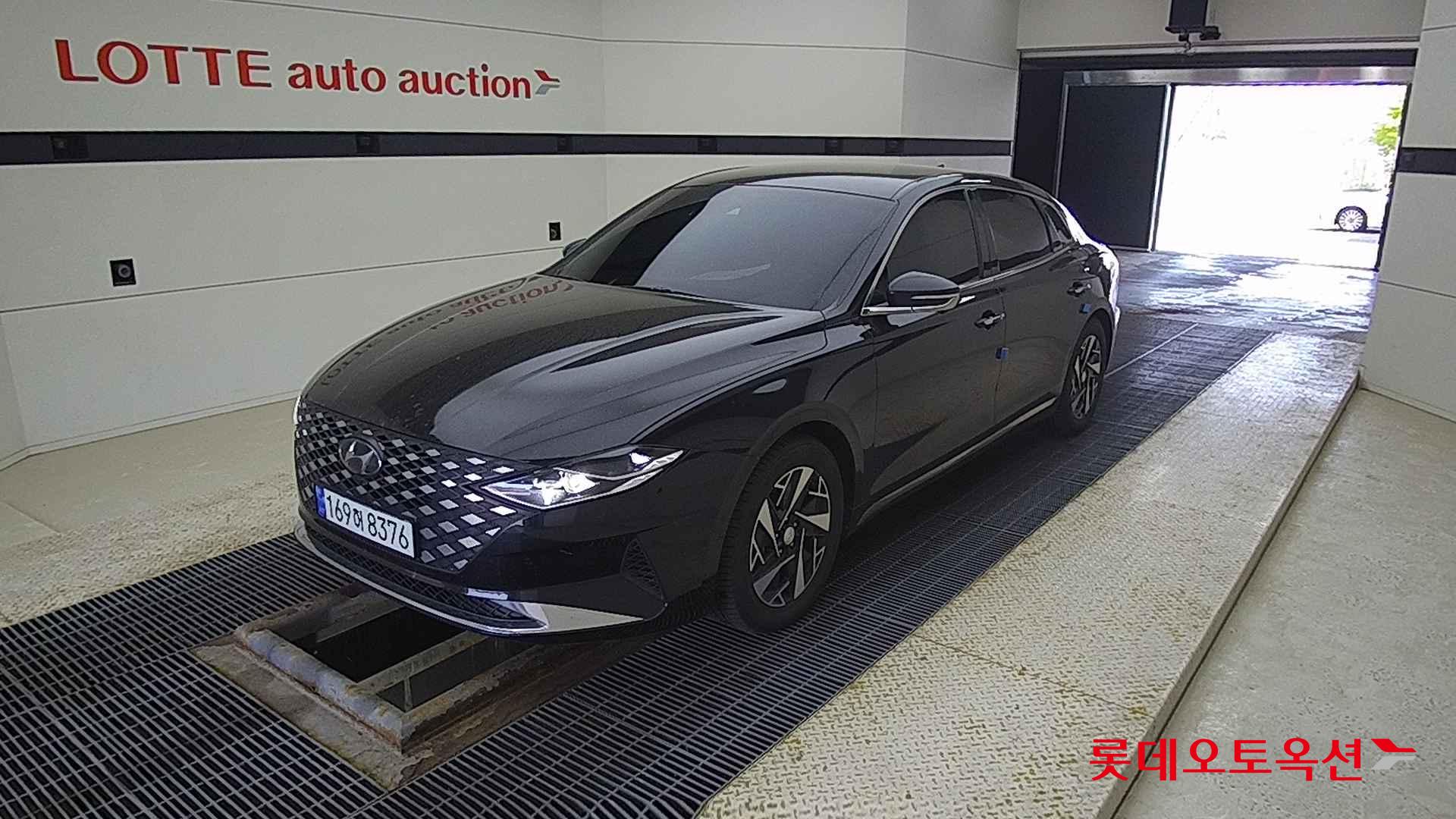 Hyundai Grandeur Hybrid id 2684425 из Кореи 14