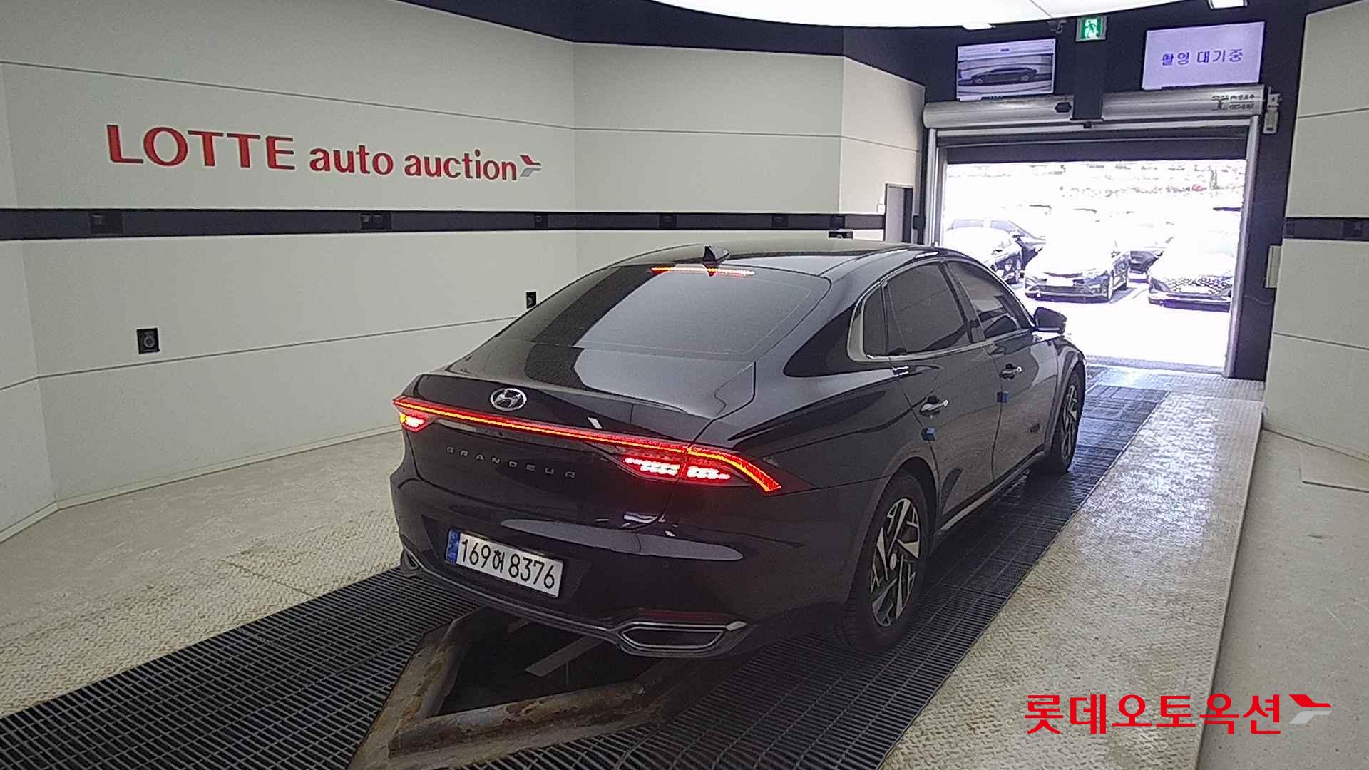 Hyundai Grandeur Hybrid id 2684425 из Кореи 20