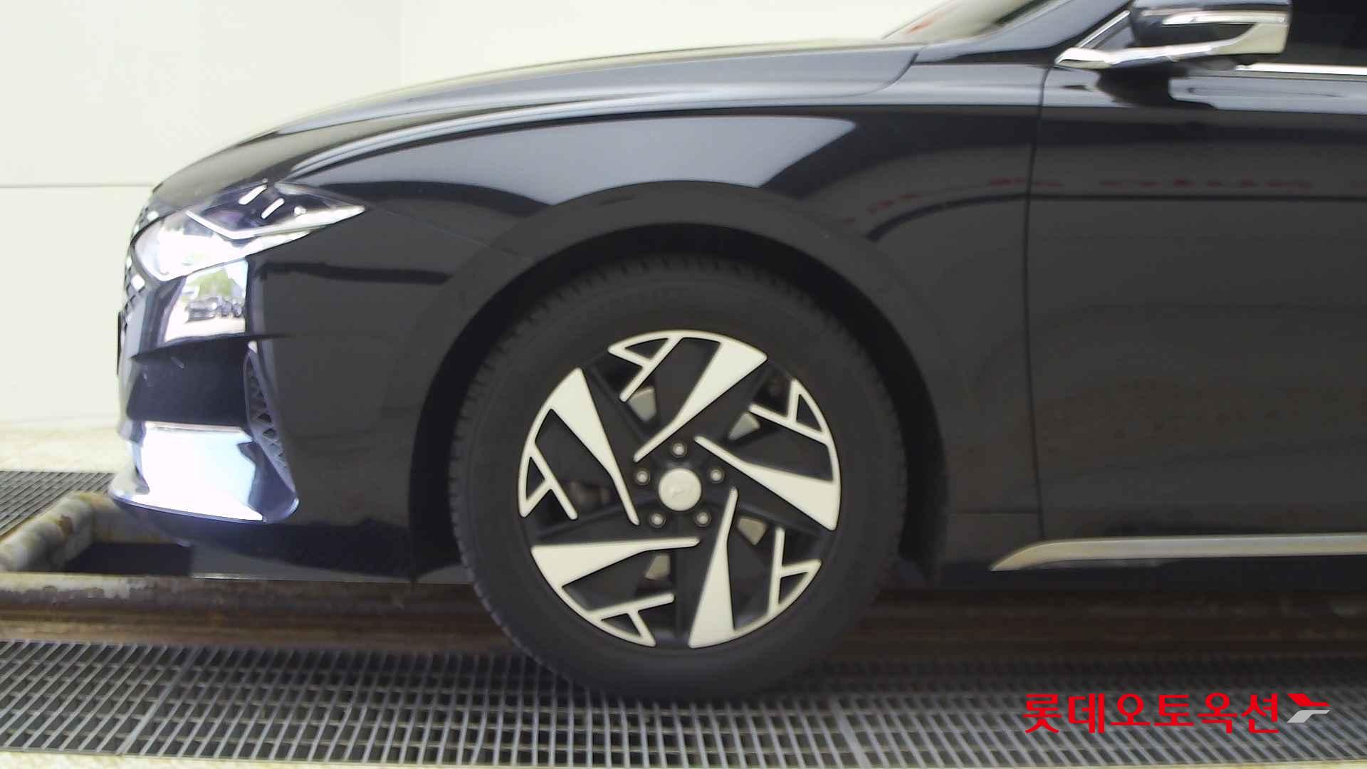 Hyundai Grandeur Hybrid id 2684425 из Кореи 21