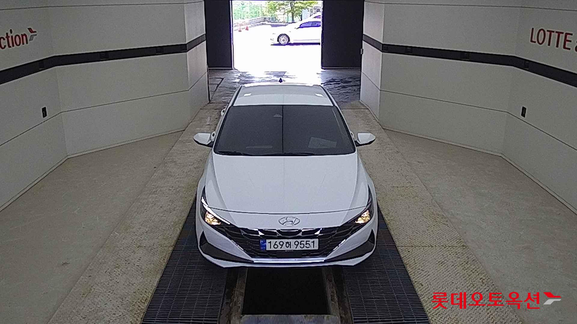 Hyundai Avante id 2684493 из Кореи 8
