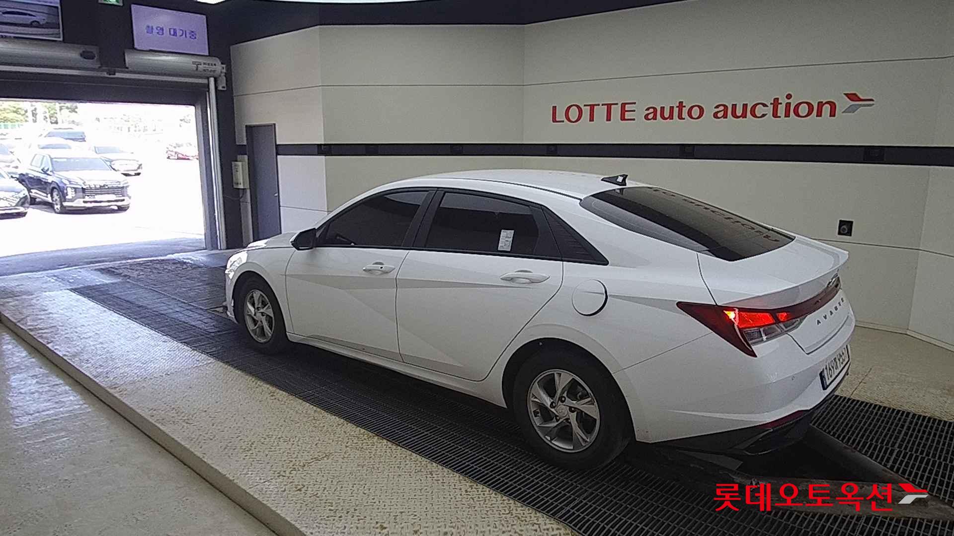 Hyundai Avante id 2684493 из Кореи 10