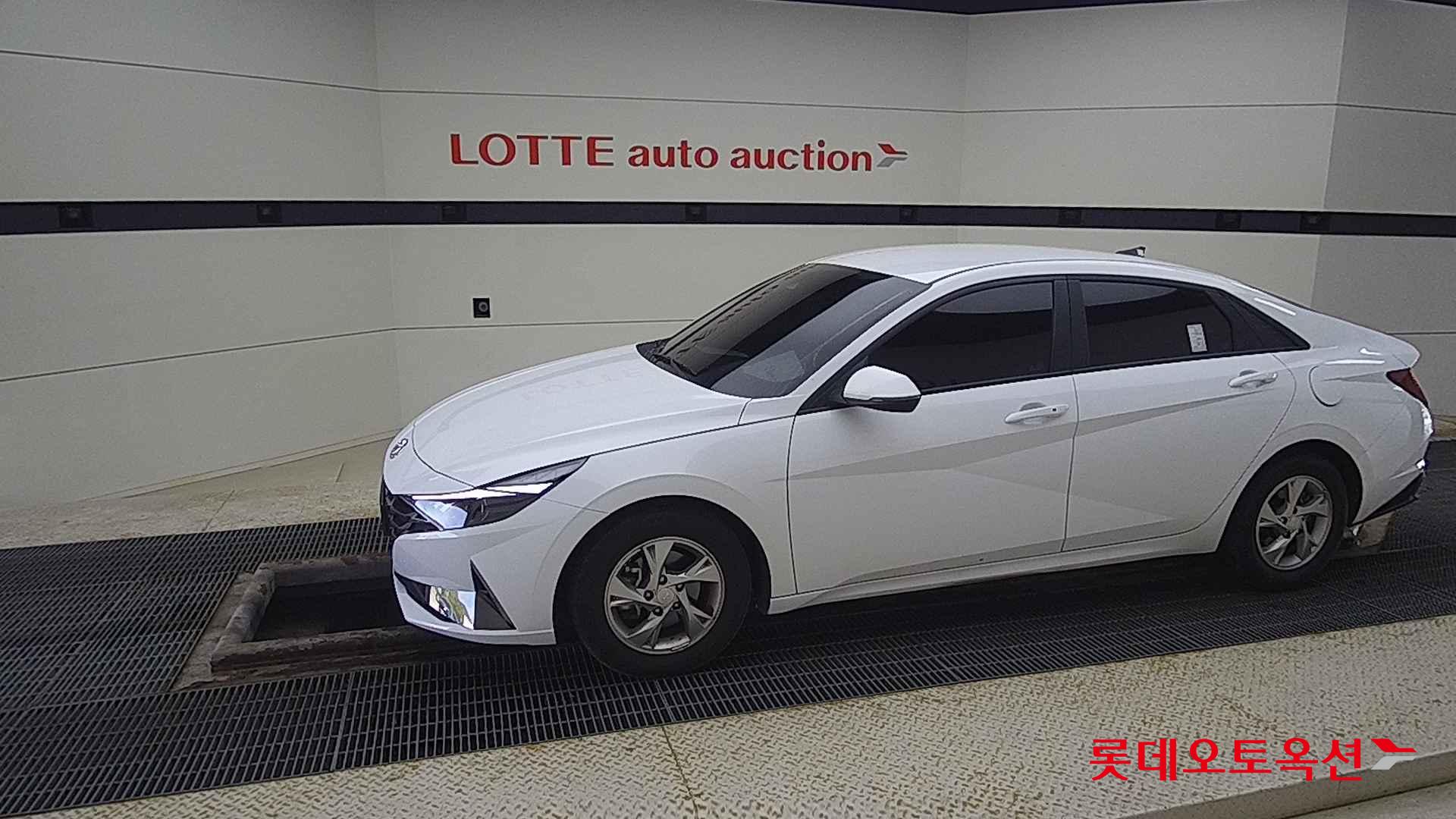 Hyundai Avante id 2684493 из Кореи 12