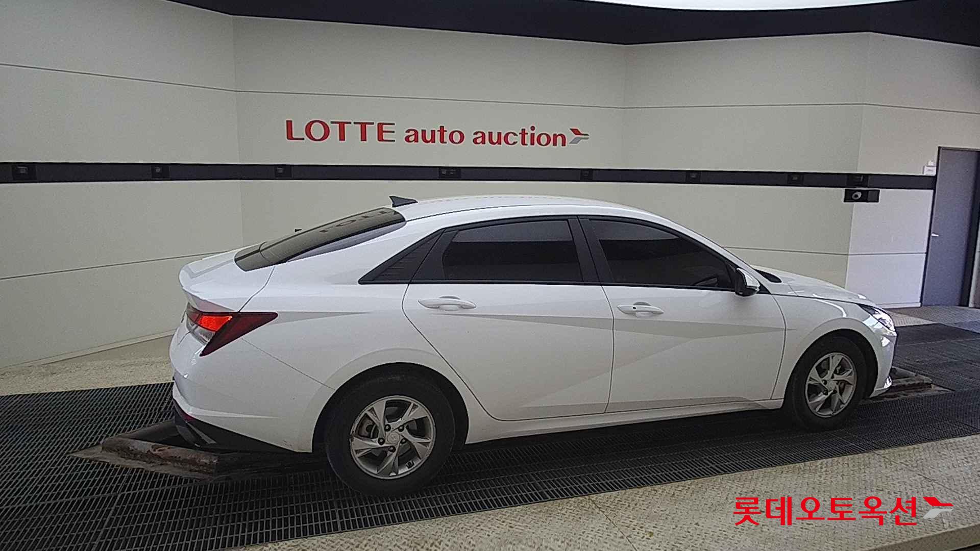 Hyundai Avante id 2684493 из Кореи 18