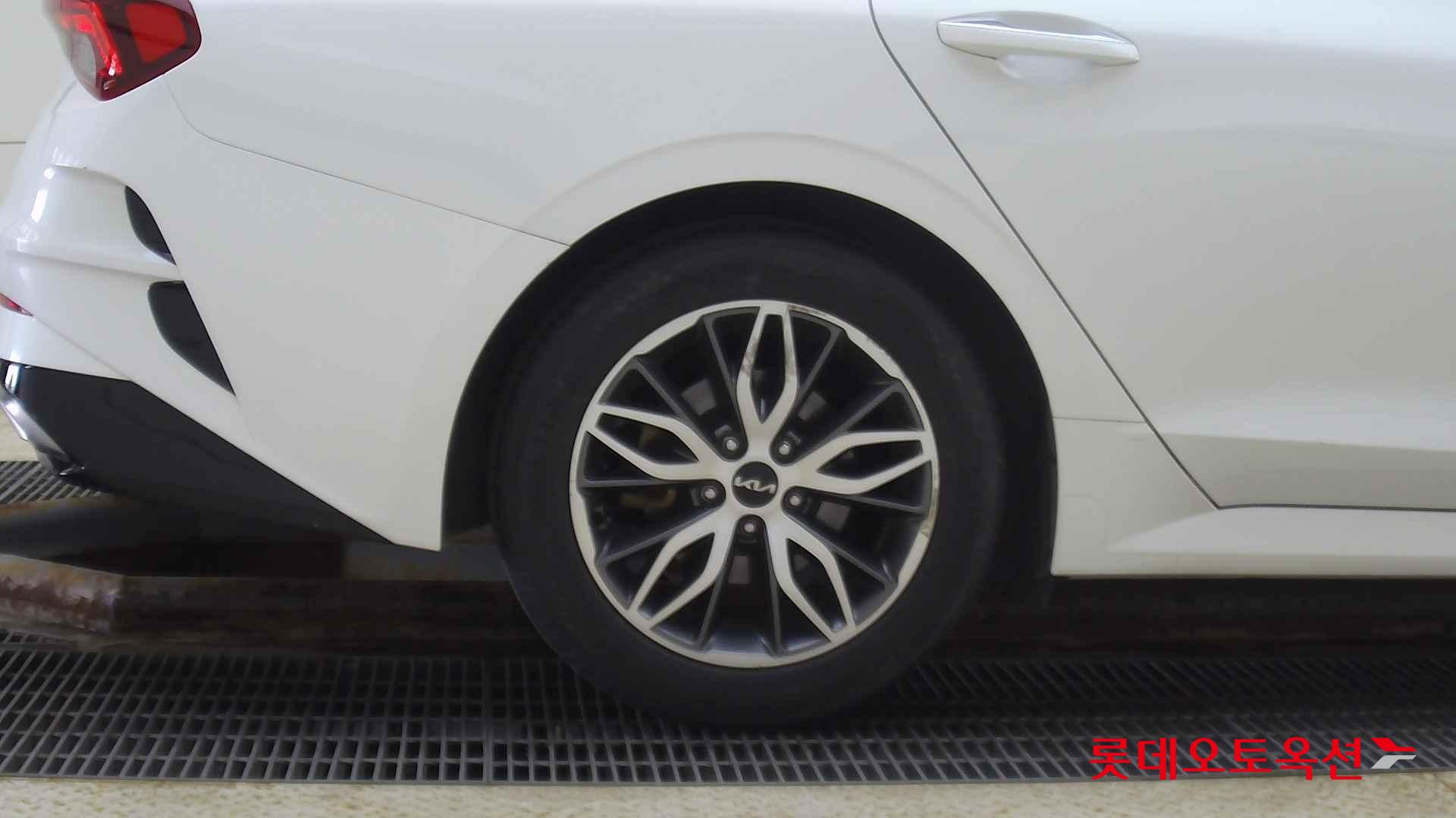 Kia K5 id 2684557 из Кореи 24