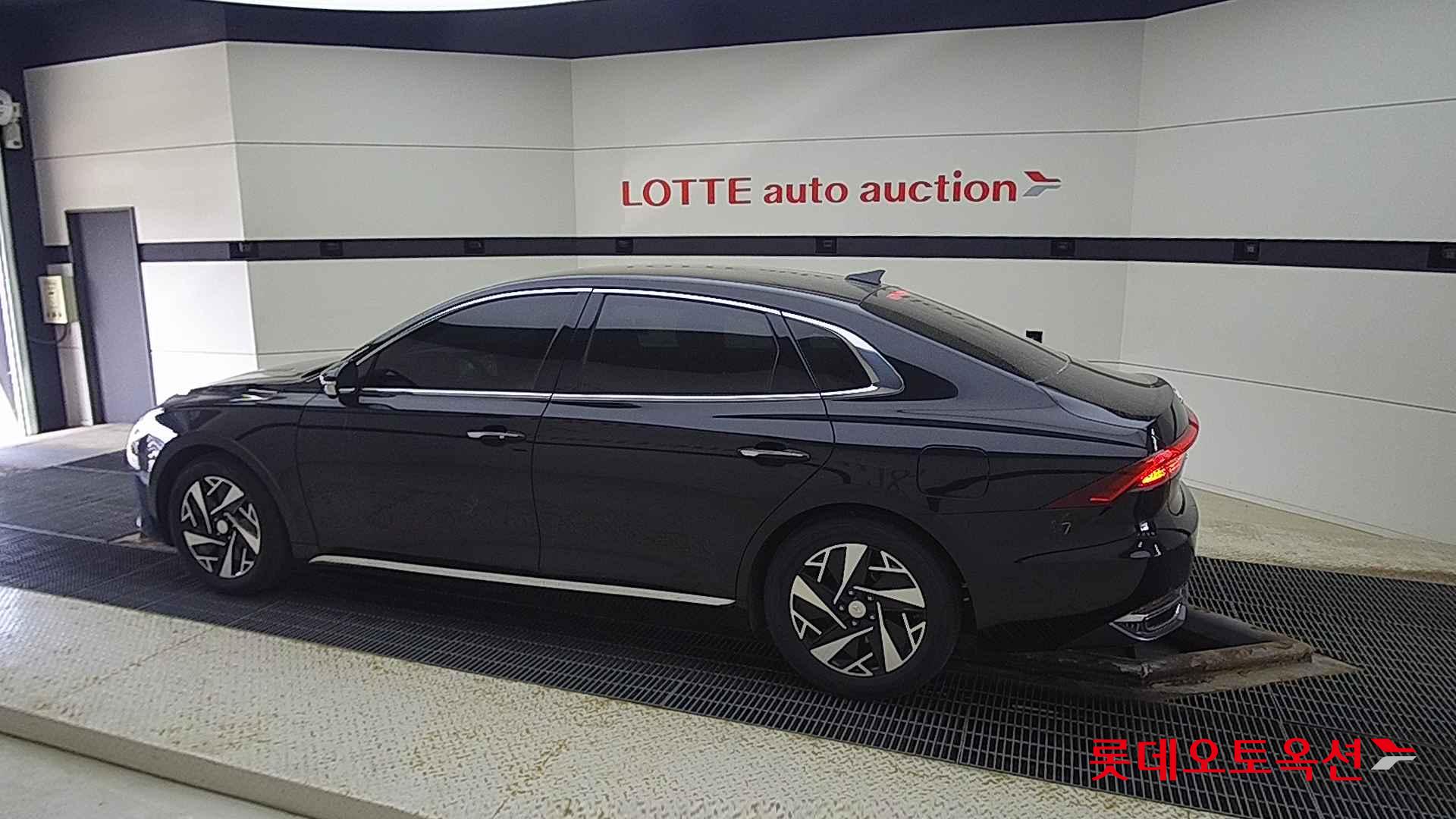 Hyundai Grandeur Hybrid id 2698387 из Кореи 11