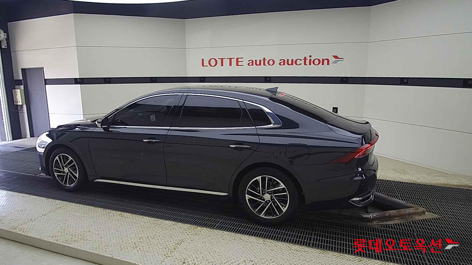 Hyundai Grandeur id 2698393 из Кореи 11