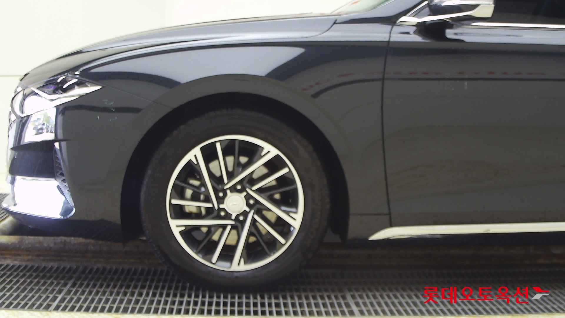 Hyundai Grandeur id 2698393 из Кореи 21