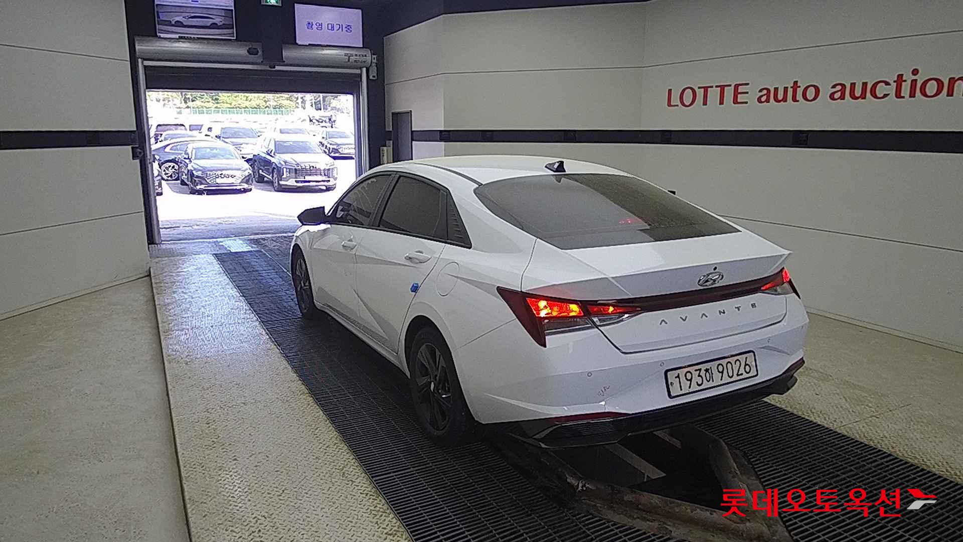 Hyundai Avante Hybrid id 2698372 из Кореи 9