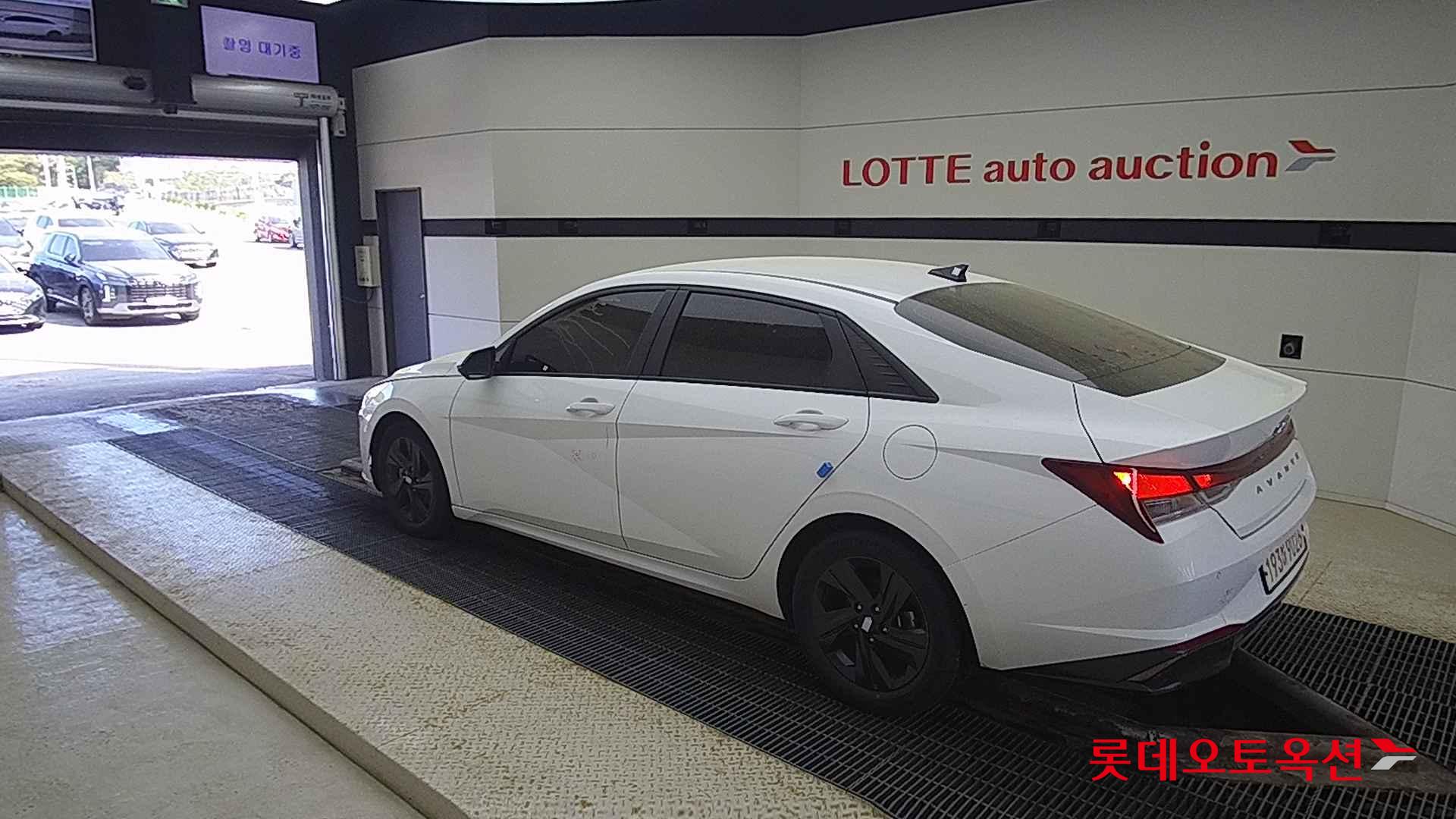 Hyundai Avante Hybrid id 2698372 из Кореи 10