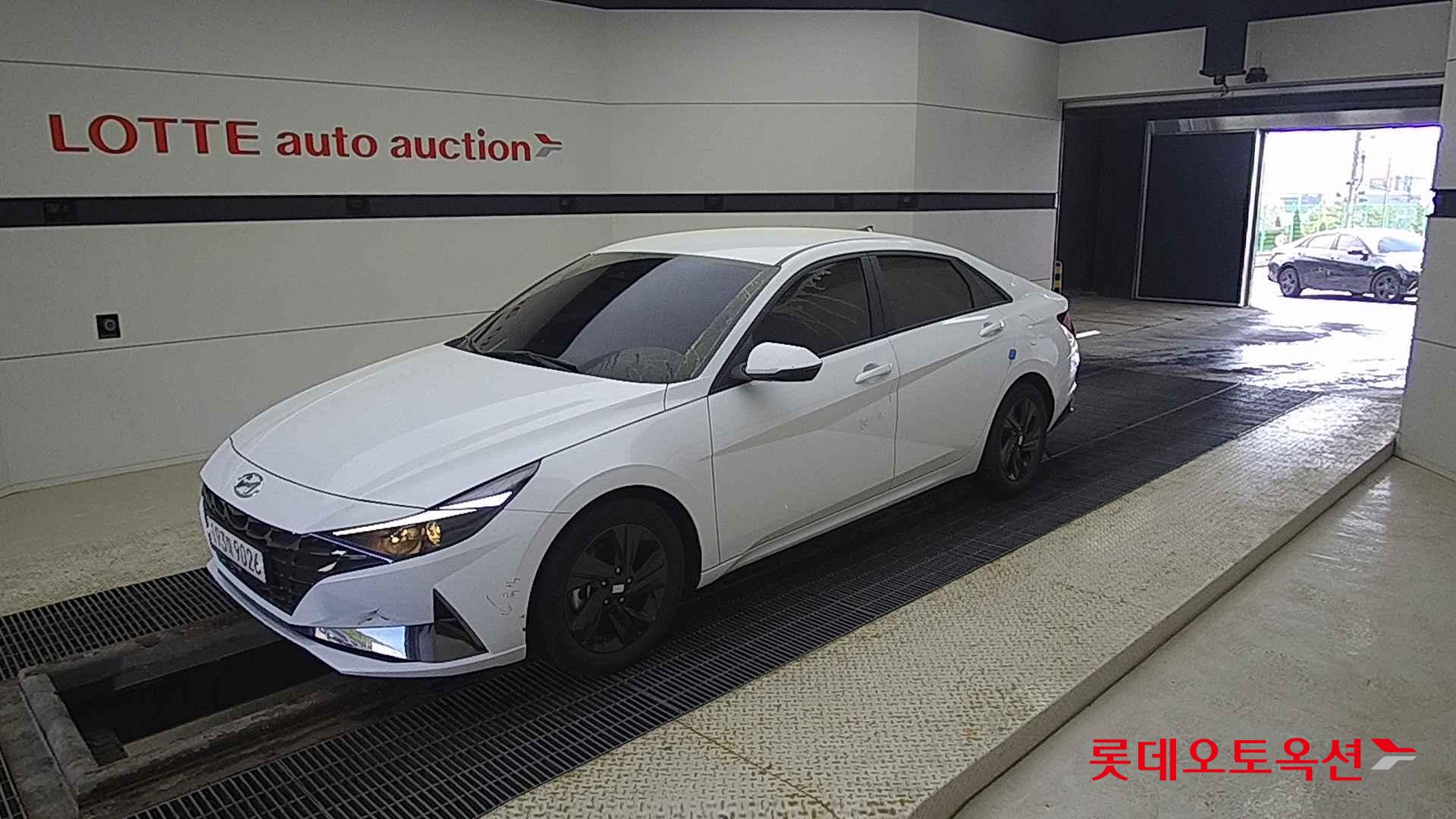 Hyundai Avante Hybrid id 2698372 из Кореи 13