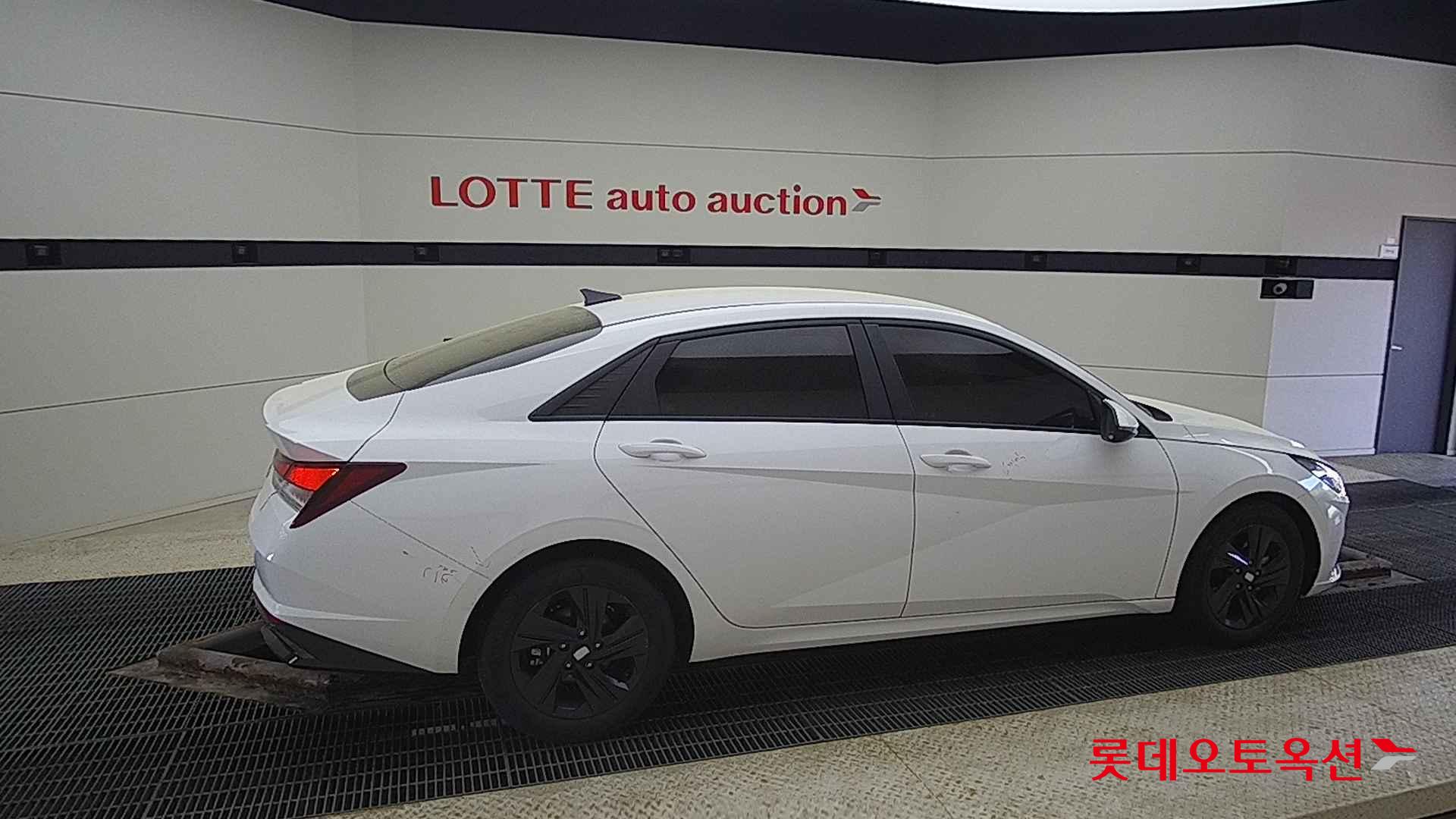 Hyundai Avante Hybrid id 2698372 из Кореи 18