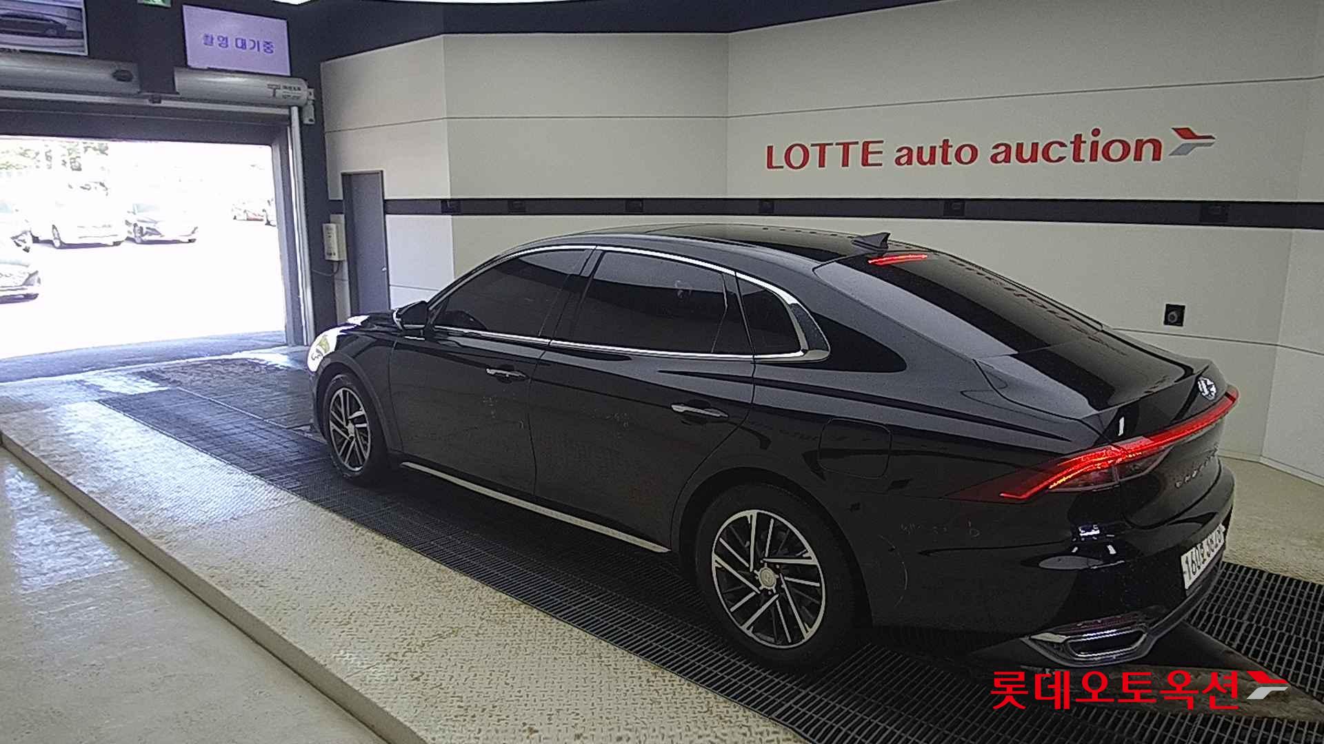 Hyundai Grandeur id 2698363 из Кореи 10