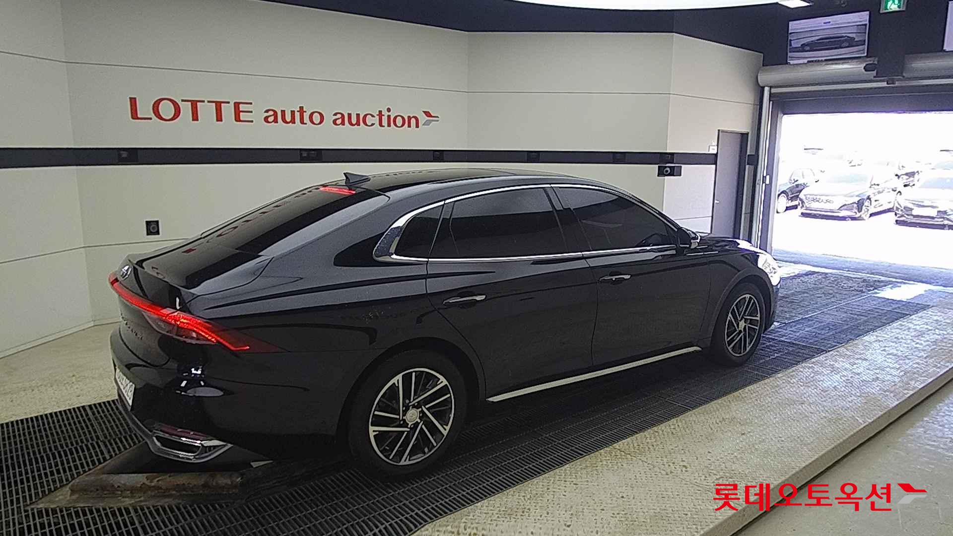 Hyundai Grandeur id 2698363 из Кореи 19