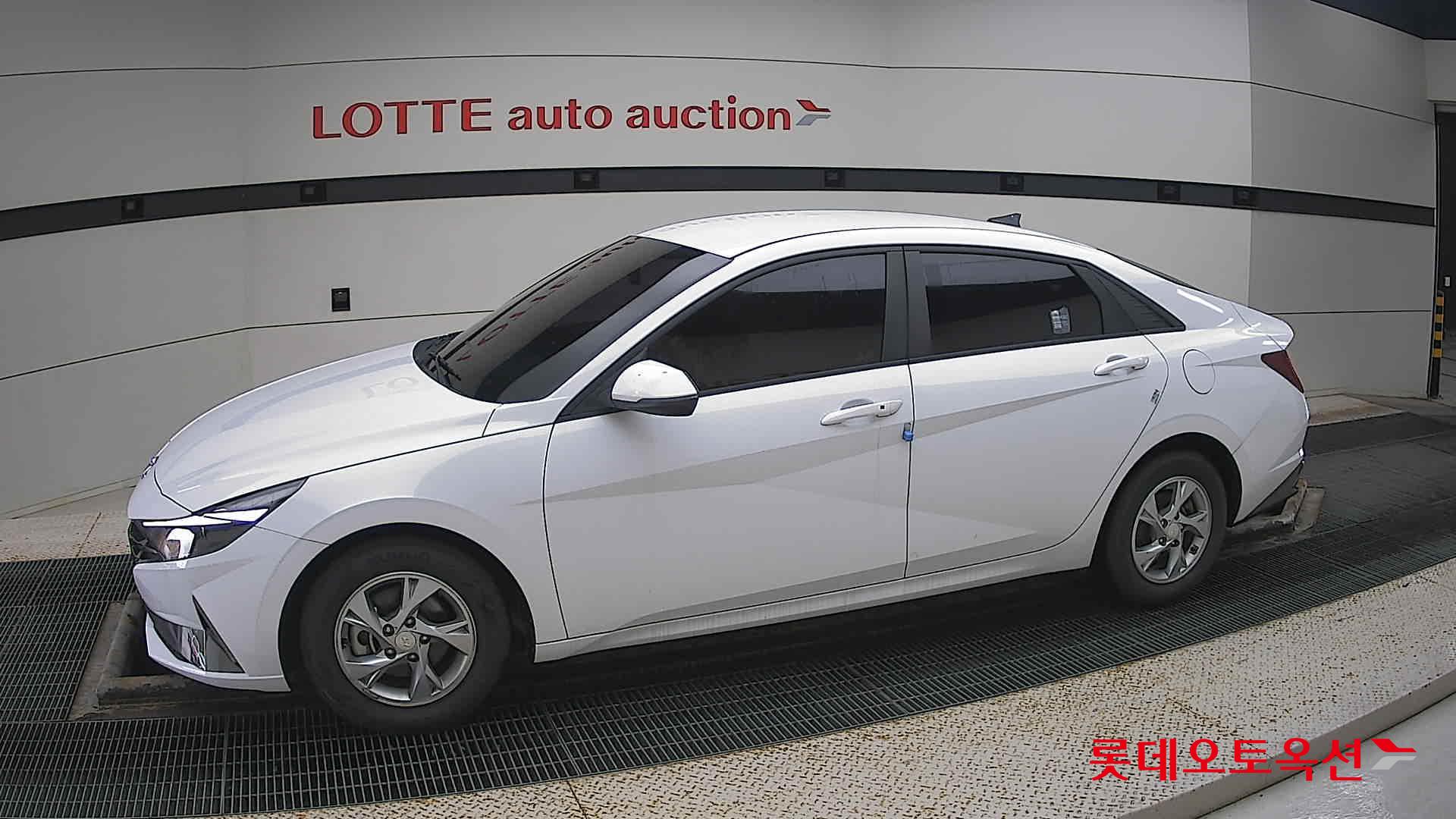 Hyundai Avante id 2703947 из Кореи 12