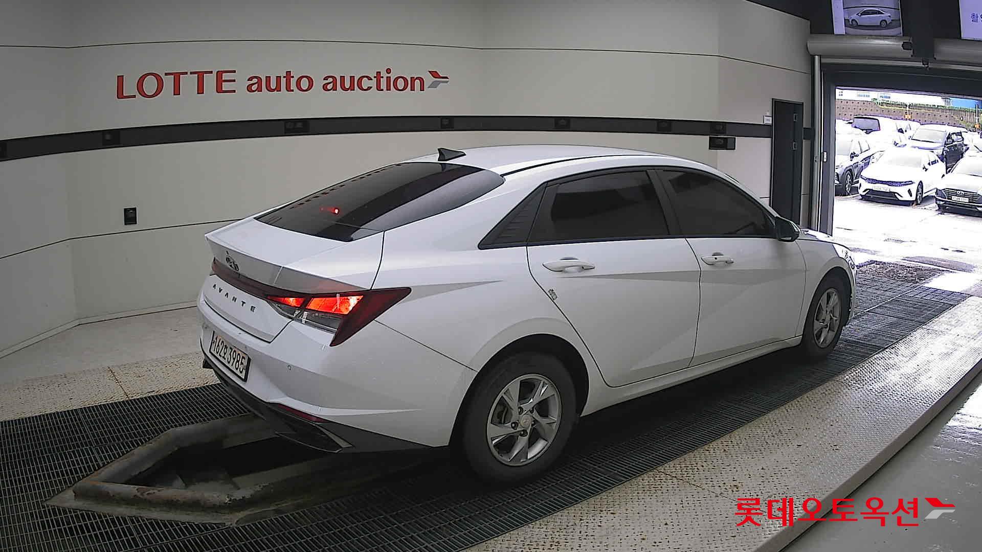 Hyundai Avante id 2703947 из Кореи 19