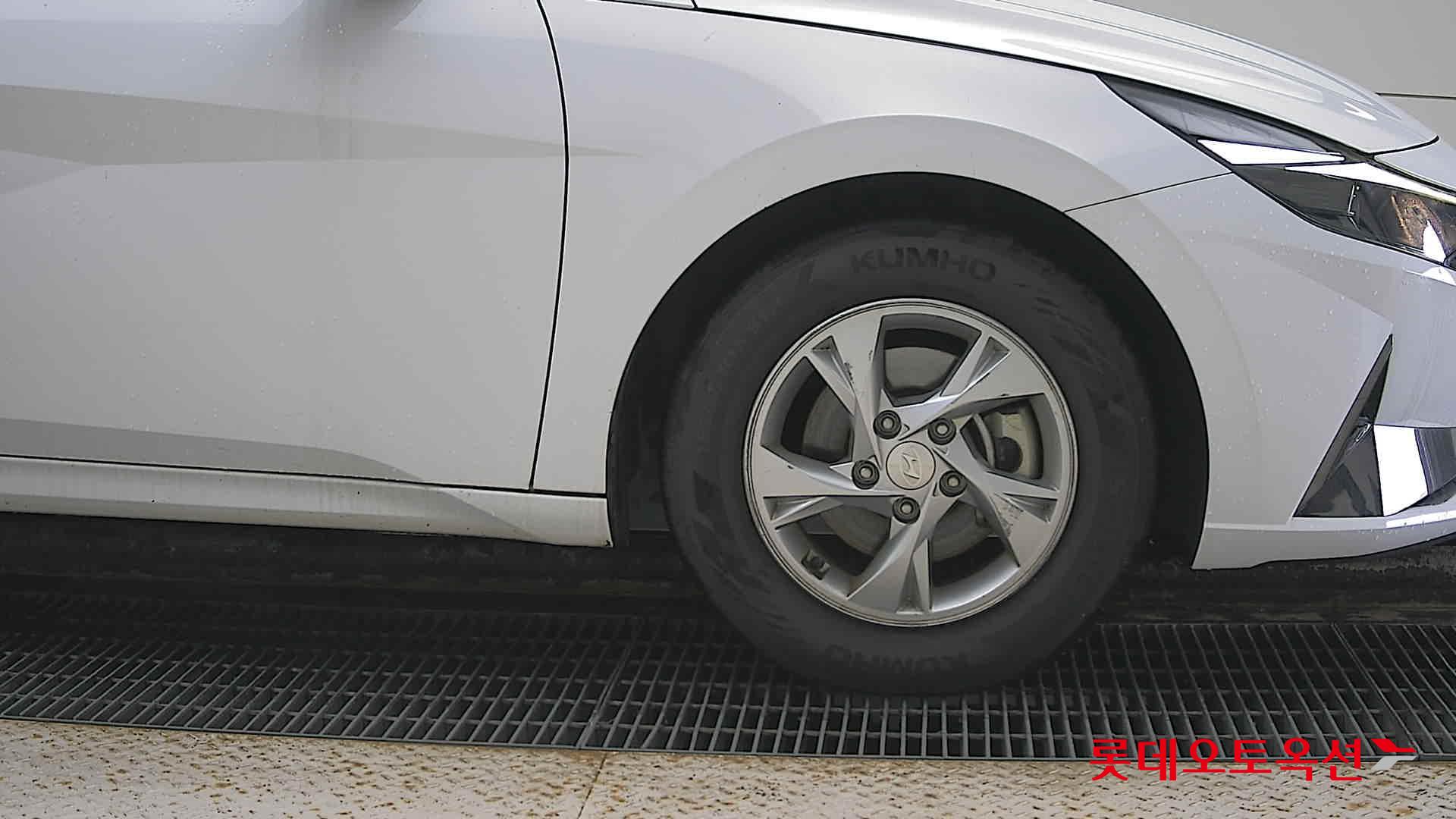 Hyundai Avante id 2703947 из Кореи 23