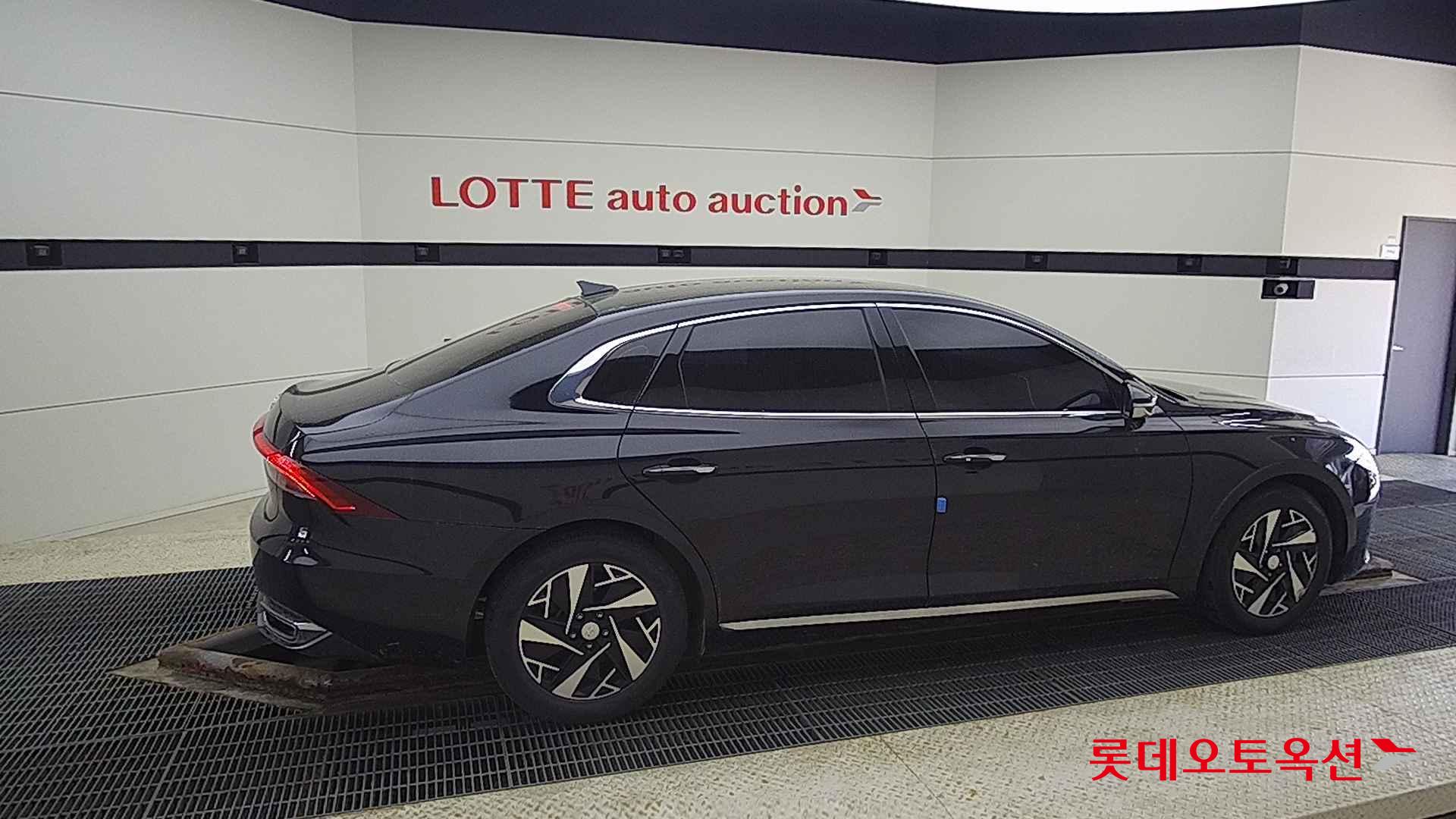 Hyundai Grandeur Hybrid id 2698295 из Кореи 18