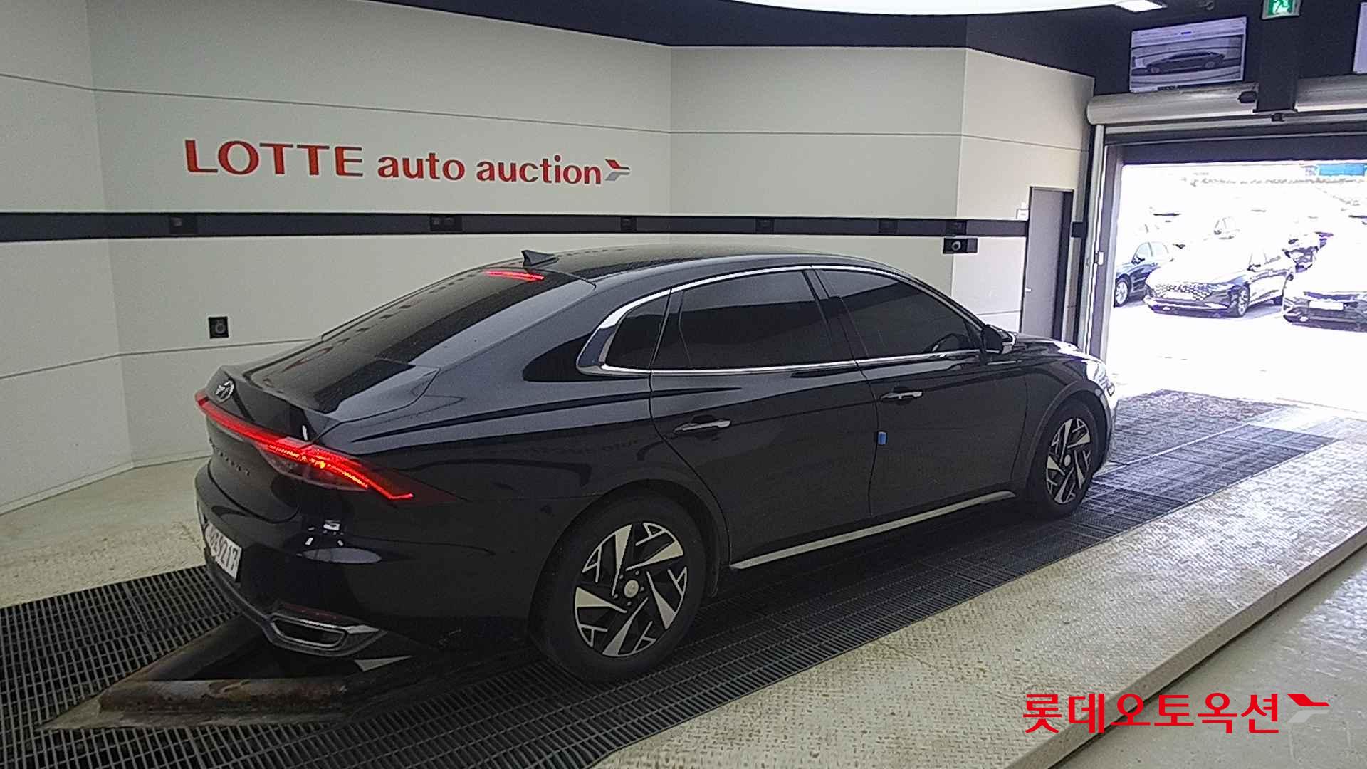 Hyundai Grandeur Hybrid id 2698295 из Кореи 19