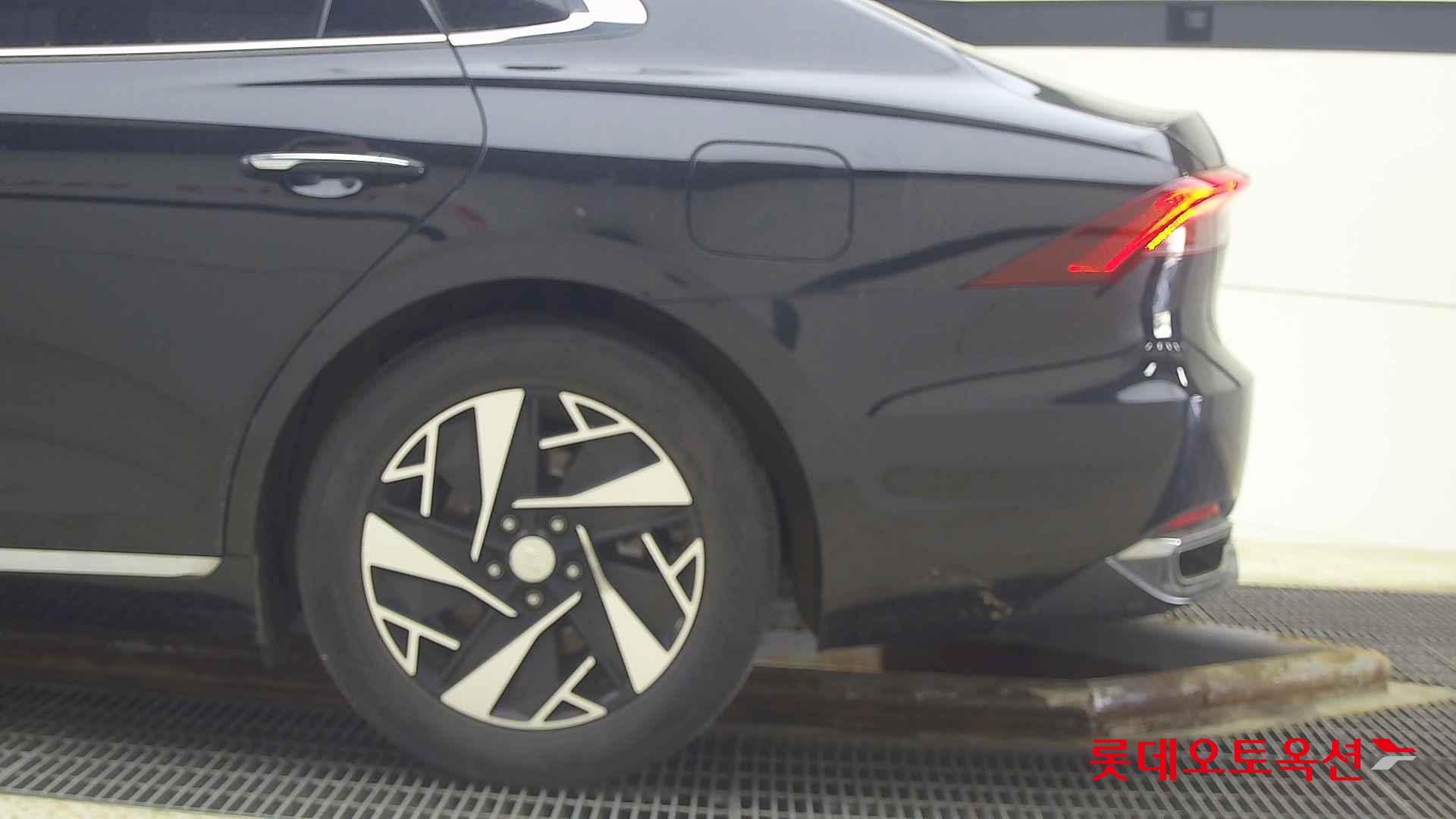 Hyundai Grandeur Hybrid id 2698295 из Кореи 22