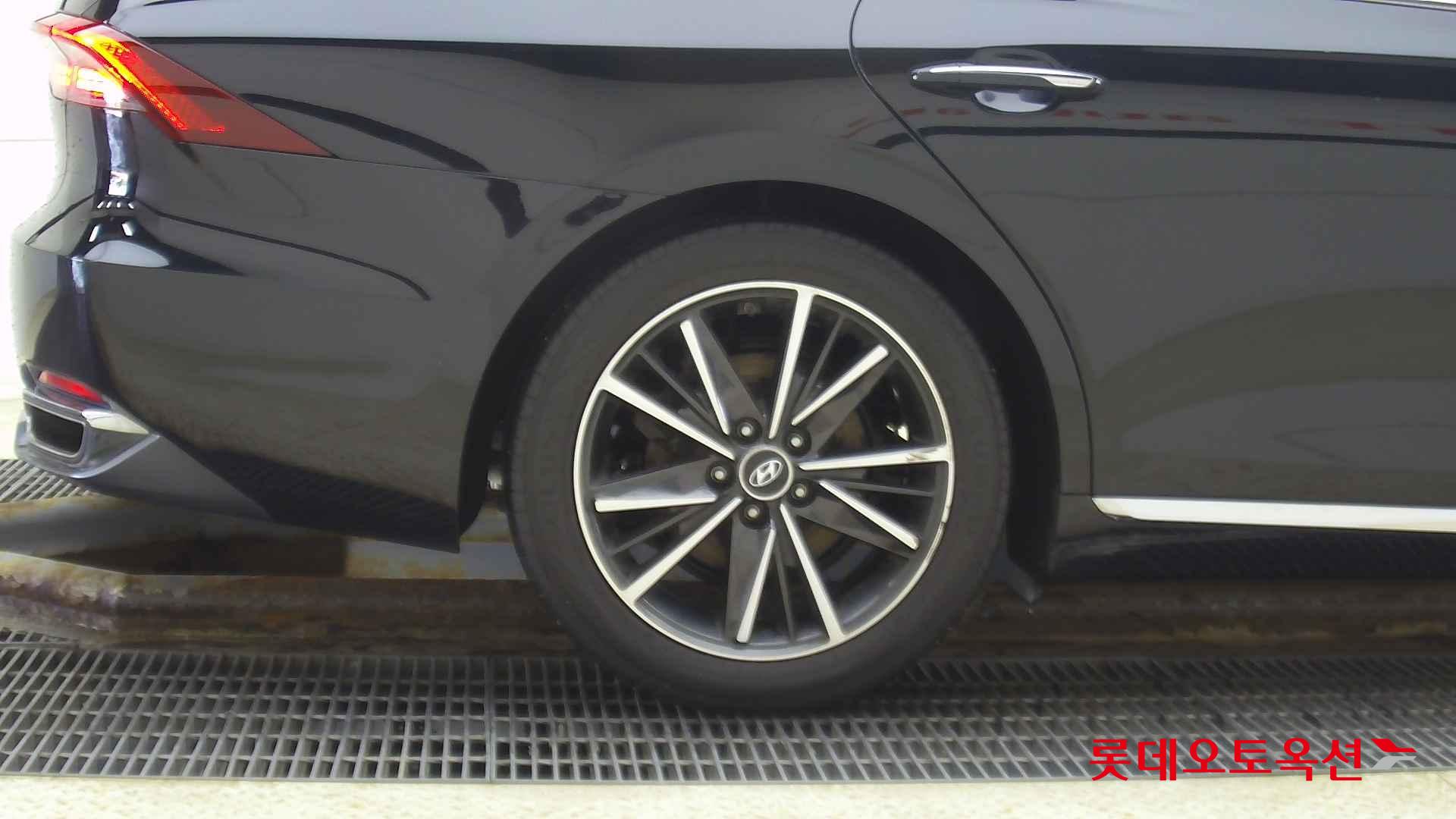 Hyundai Grandeur id 2698353 из Кореи 24