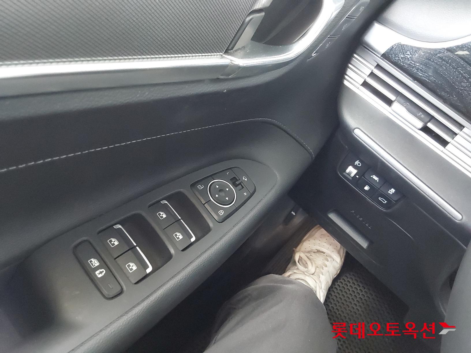 Hyundai Grandeur id 2698353 из Кореи 28