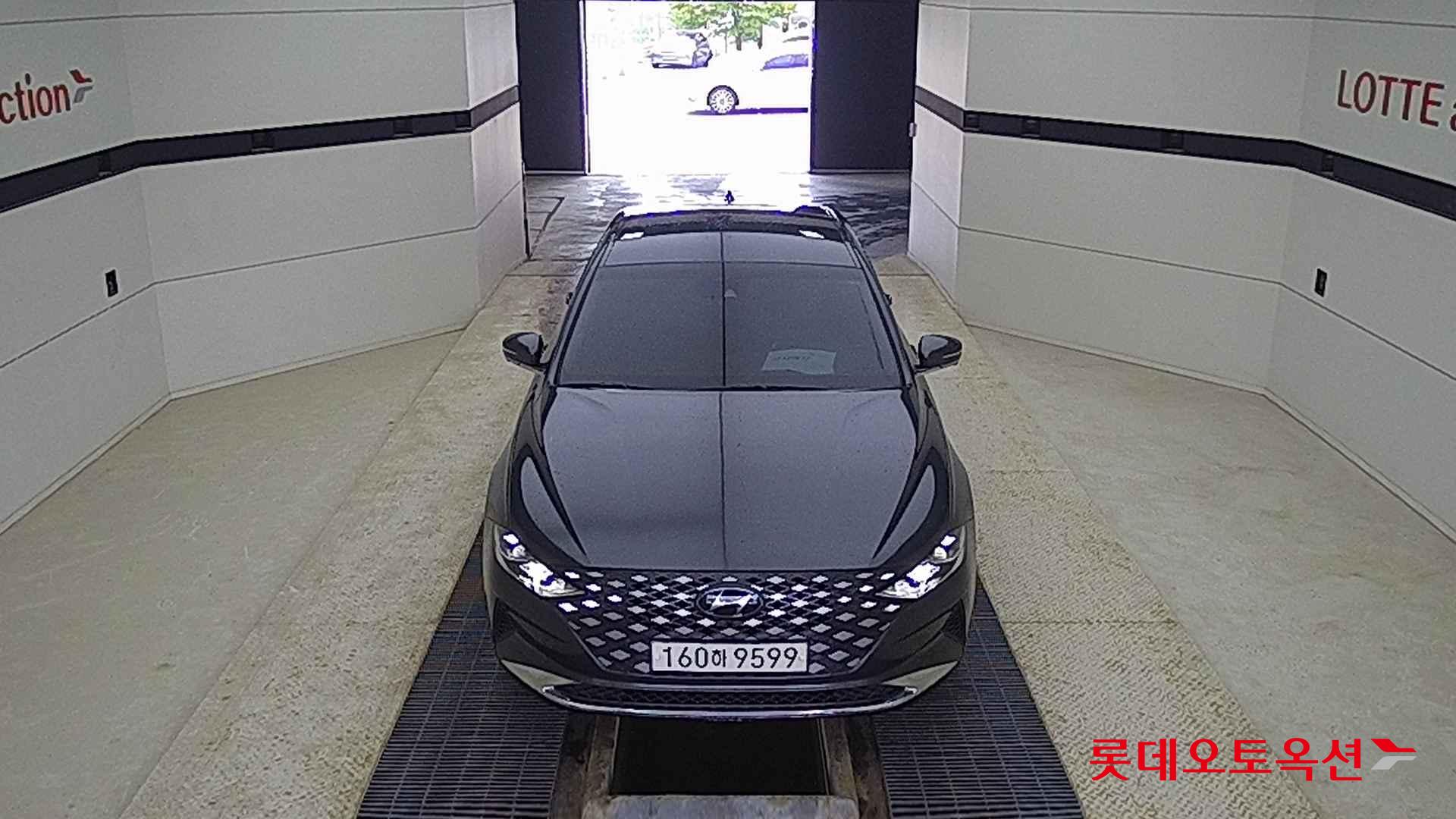 Hyundai Grandeur Hybrid id 2704000 из Кореи 8