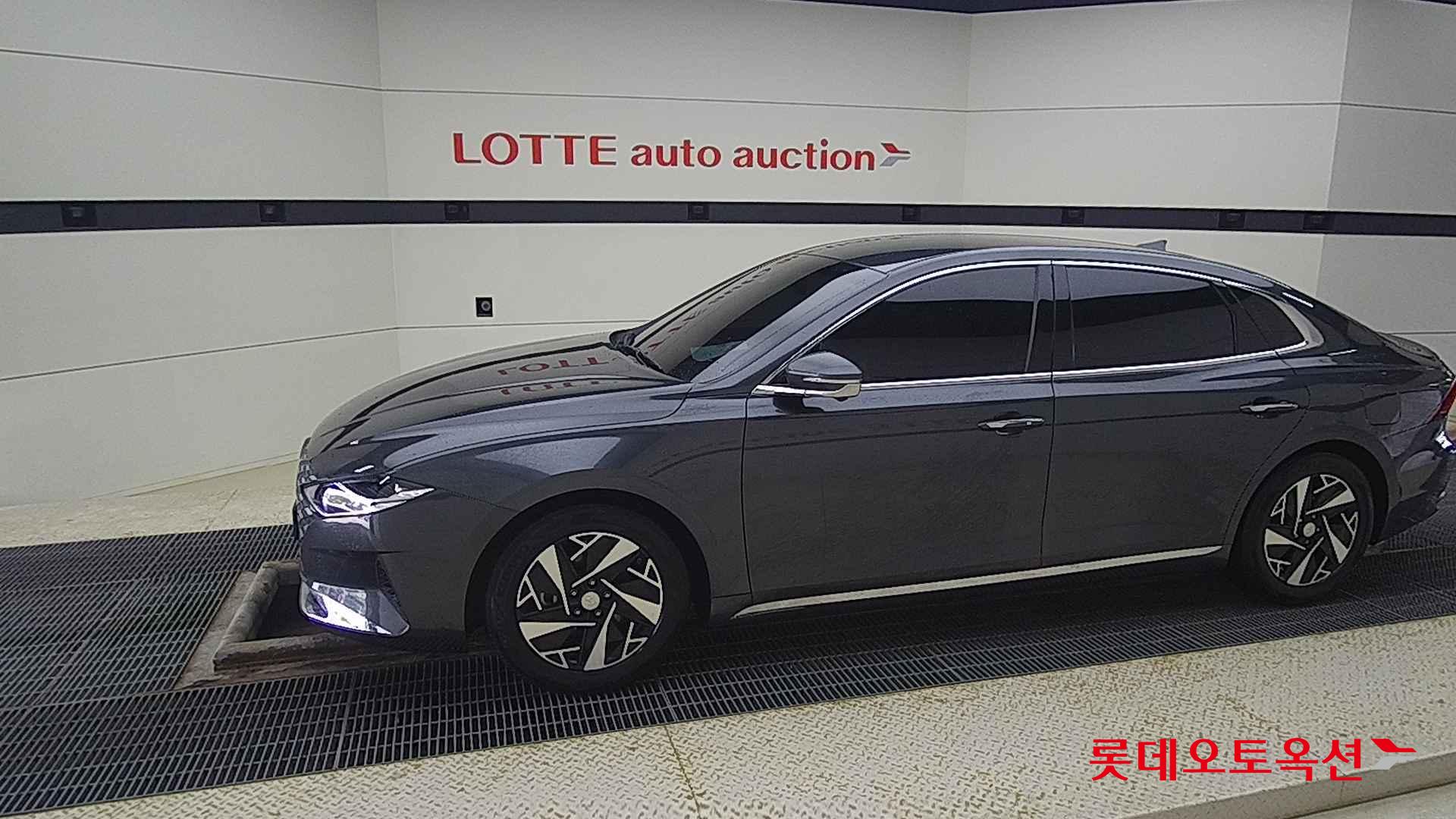 Hyundai Grandeur Hybrid id 2704000 из Кореи 12