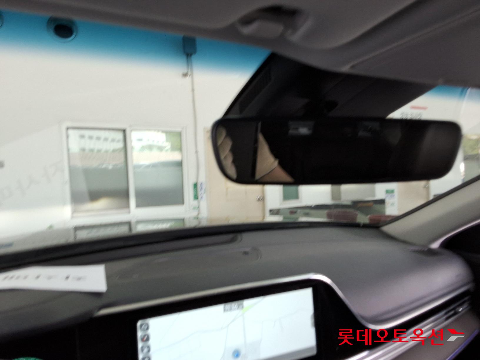 Hyundai Grandeur Hybrid id 2704000 из Кореи 32