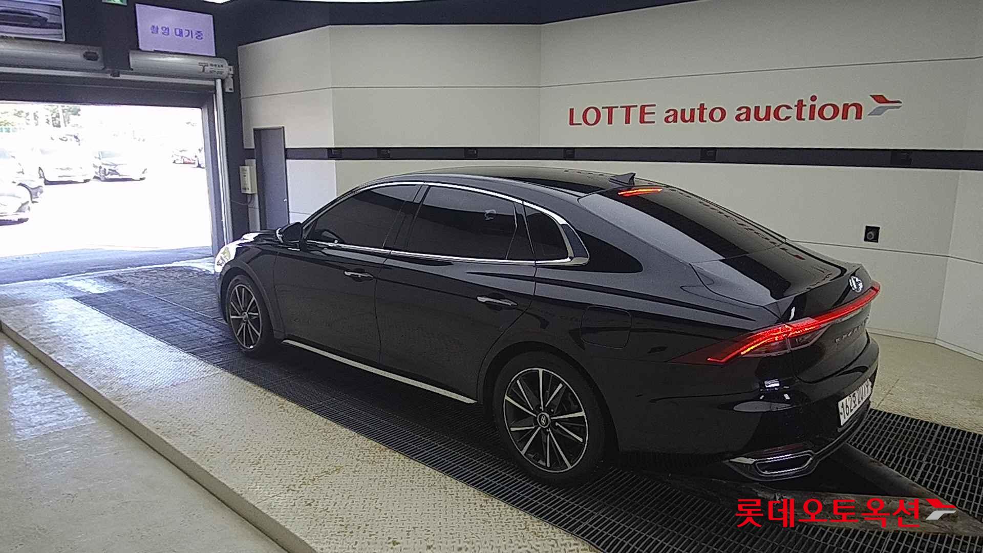 Hyundai Grandeur id 2698346 из Кореи 10