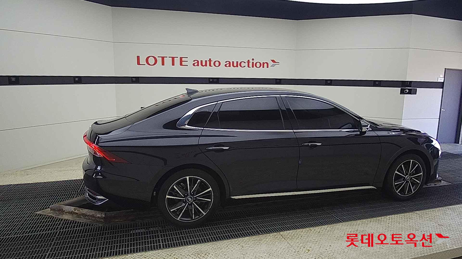 Hyundai Grandeur id 2698346 из Кореи 18