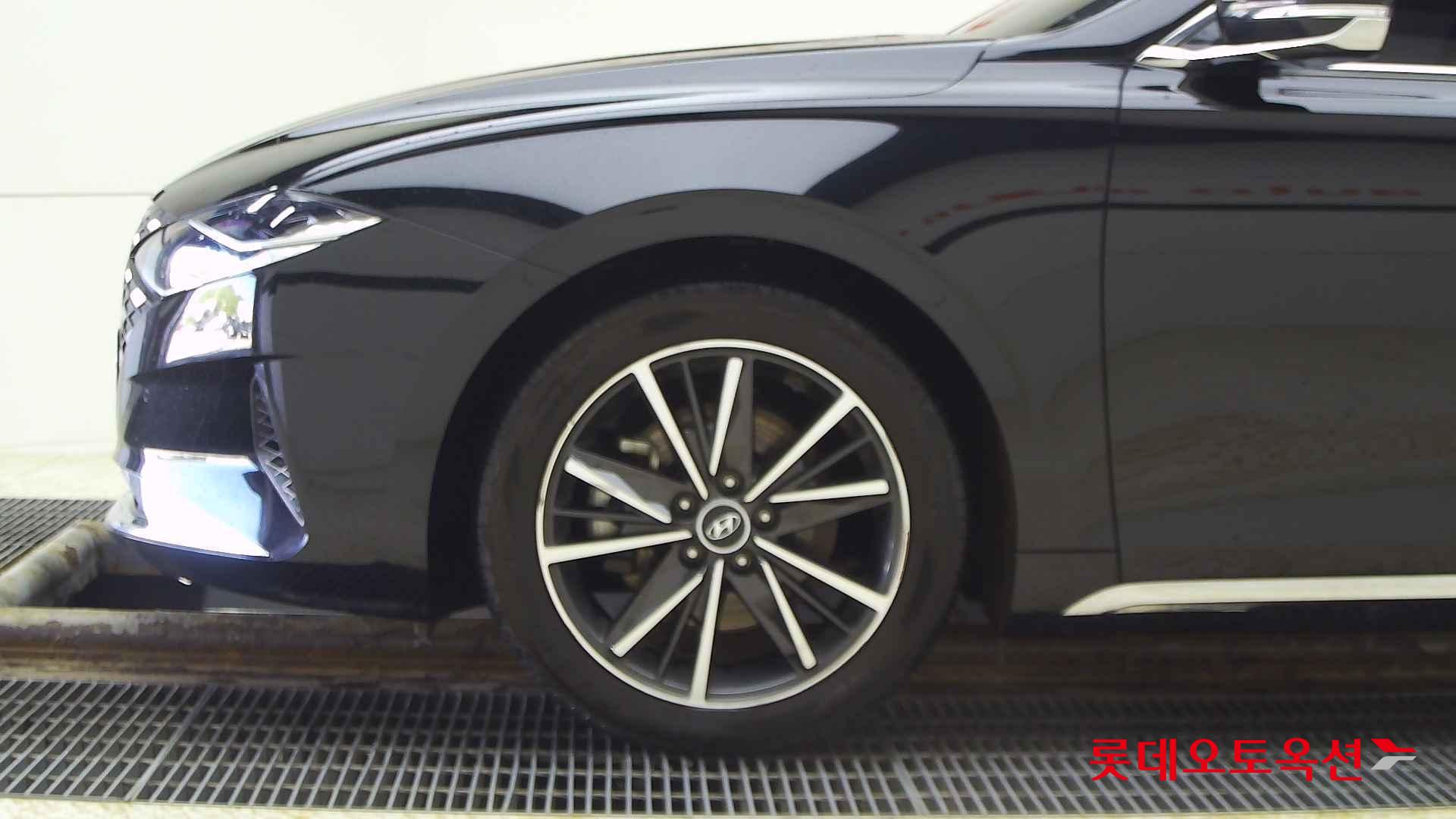 Hyundai Grandeur id 2698346 из Кореи 21