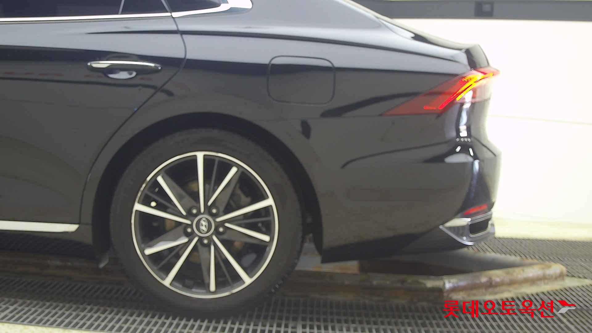 Hyundai Grandeur id 2698346 из Кореи 22