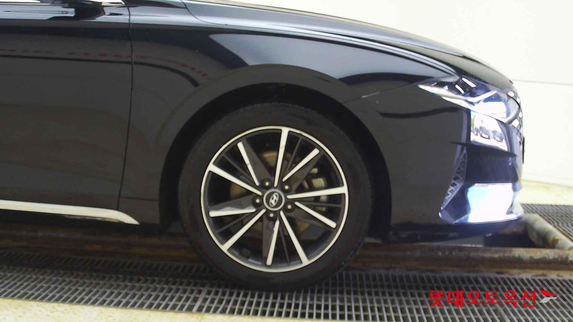 Hyundai Grandeur id 2698346 из Кореи 23